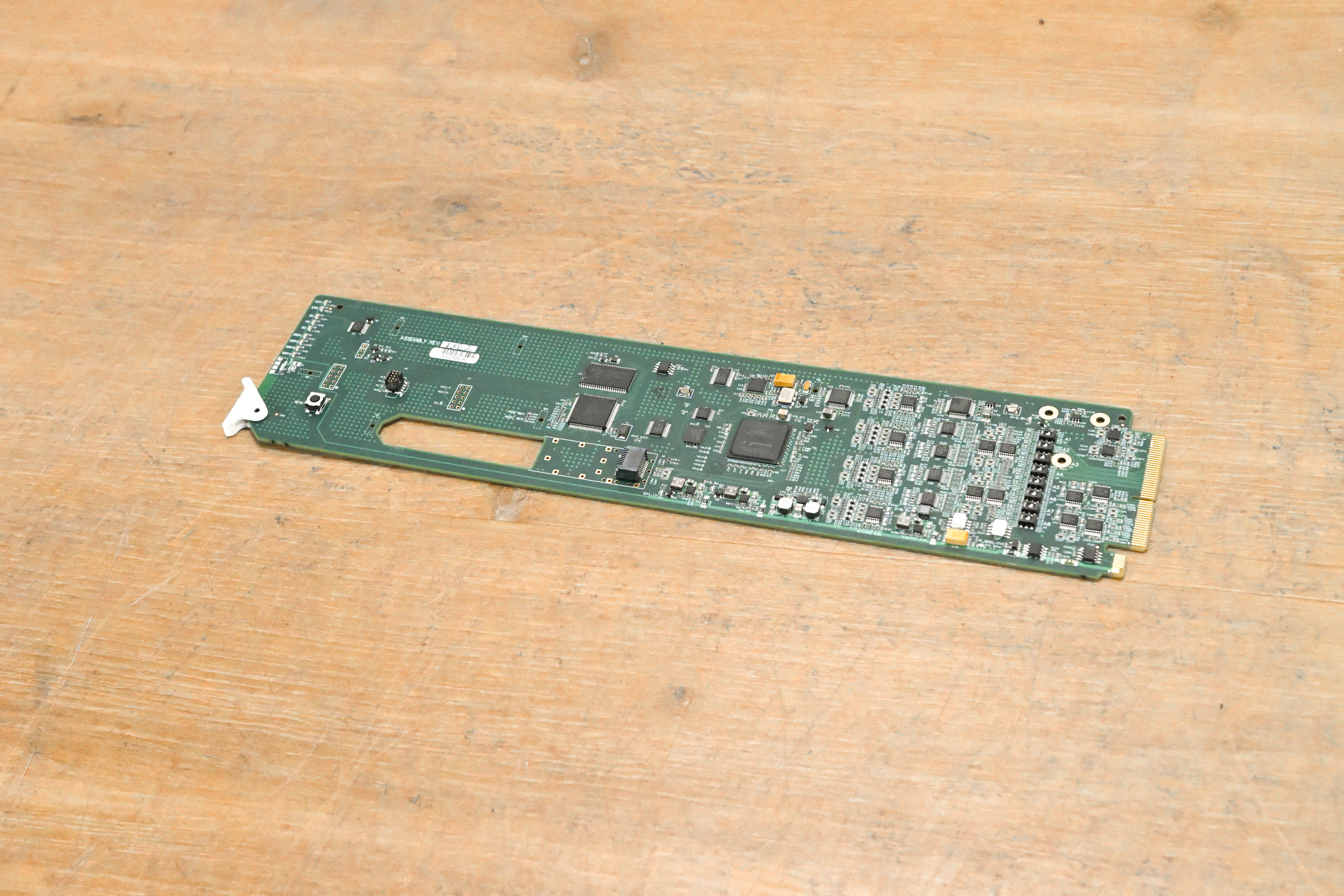 Cobalt 9933-EMDE-ADDA 3G/HD/SD-SDI Audio Embedder/De-Embedder Card