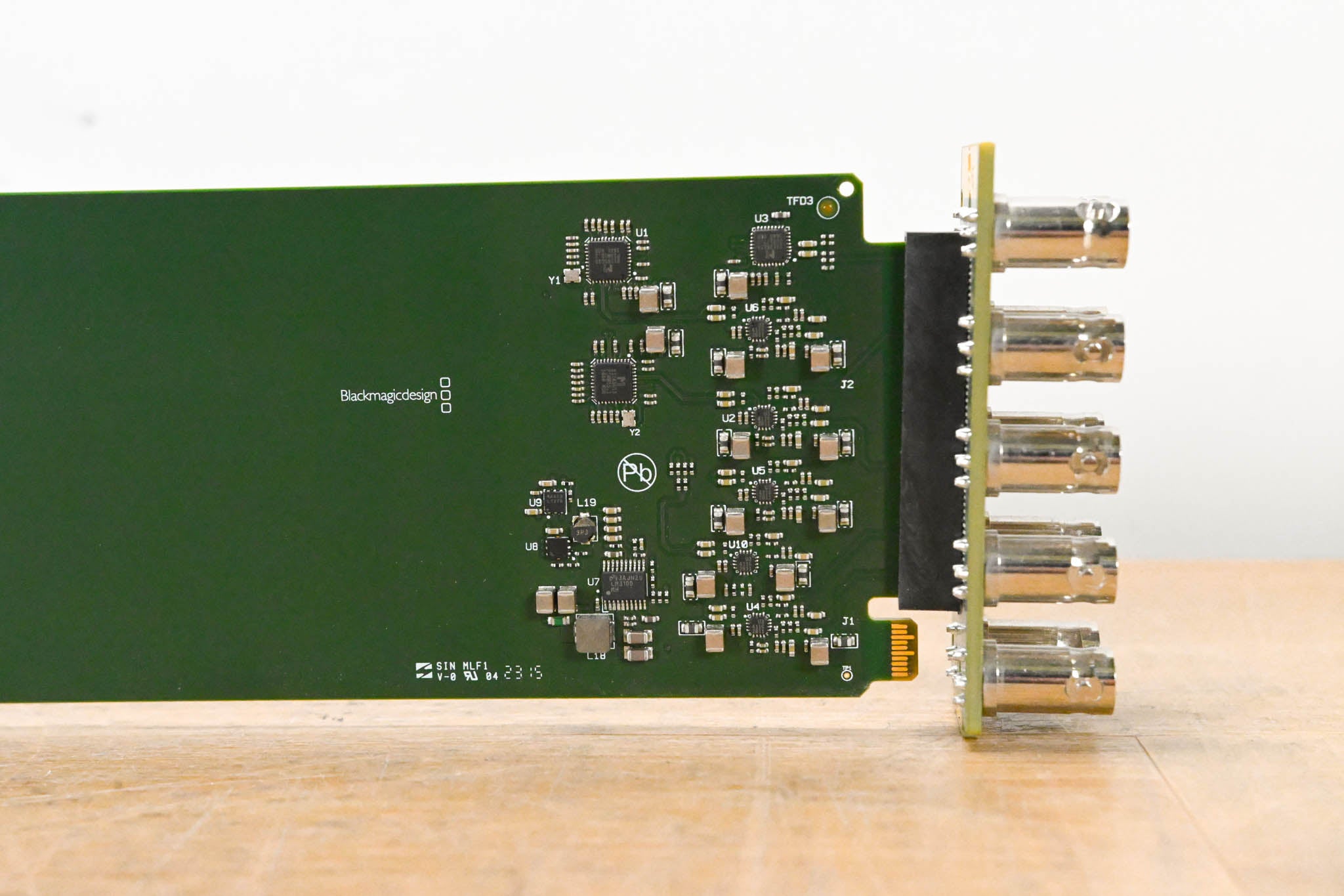 Blackmagic Design OpenGear Converter - SDI Distribution with Rear Module