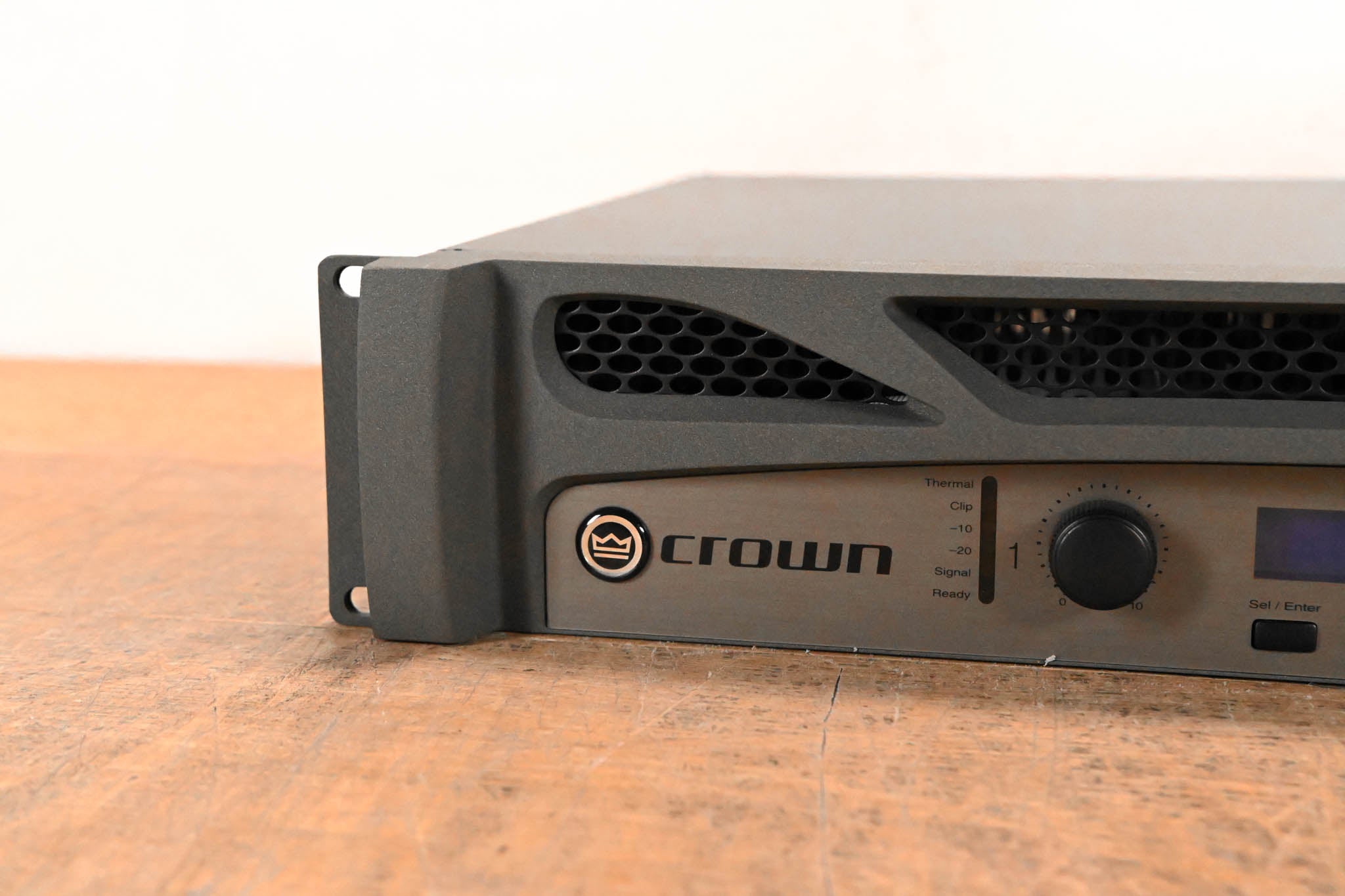 Crown XTi 2002 2-Channel Power Amplifier