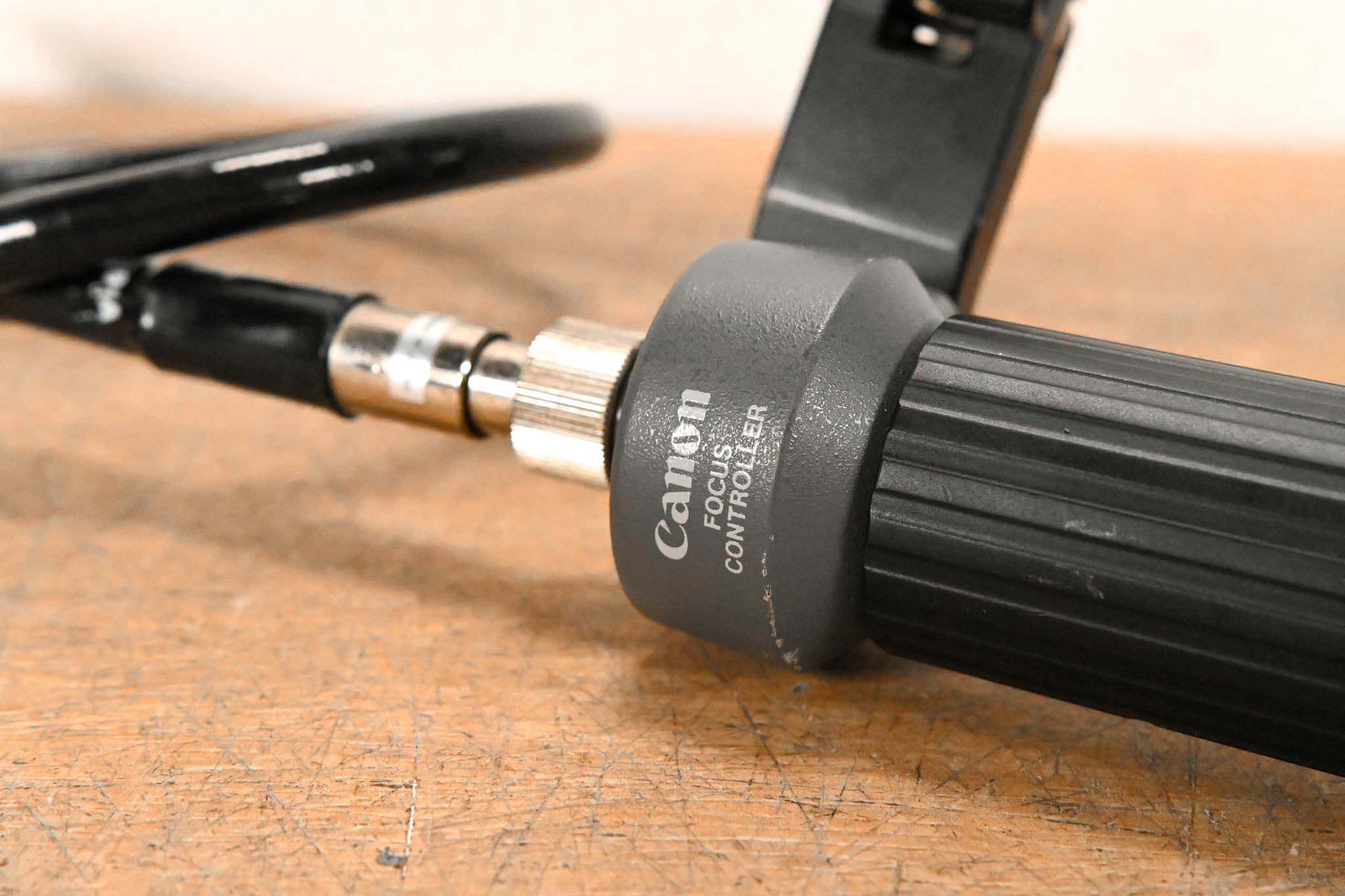 Canon FFC-200 Focus Manual Controller with CR-10 Clamper