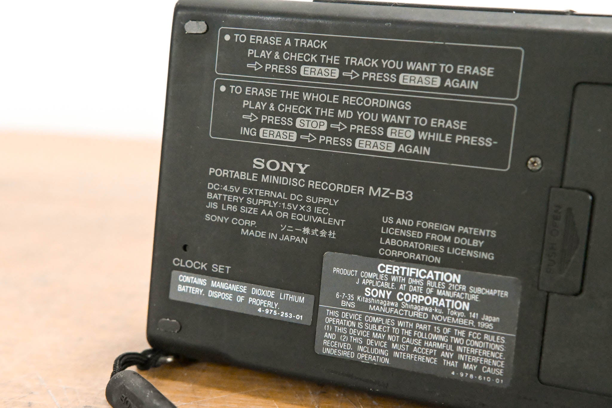 Sony MZ-B3 Portable MiniDisc Recorder (NO POWER SUPPLY)