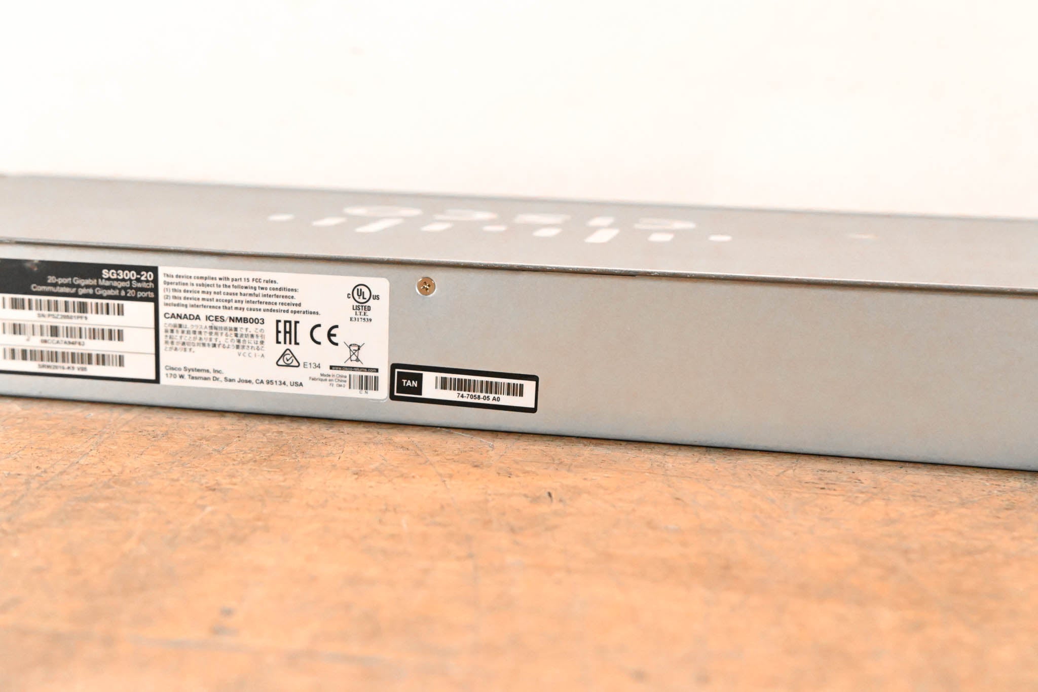 Cisco SG300-20 20-Port Gigabit Managed Switch