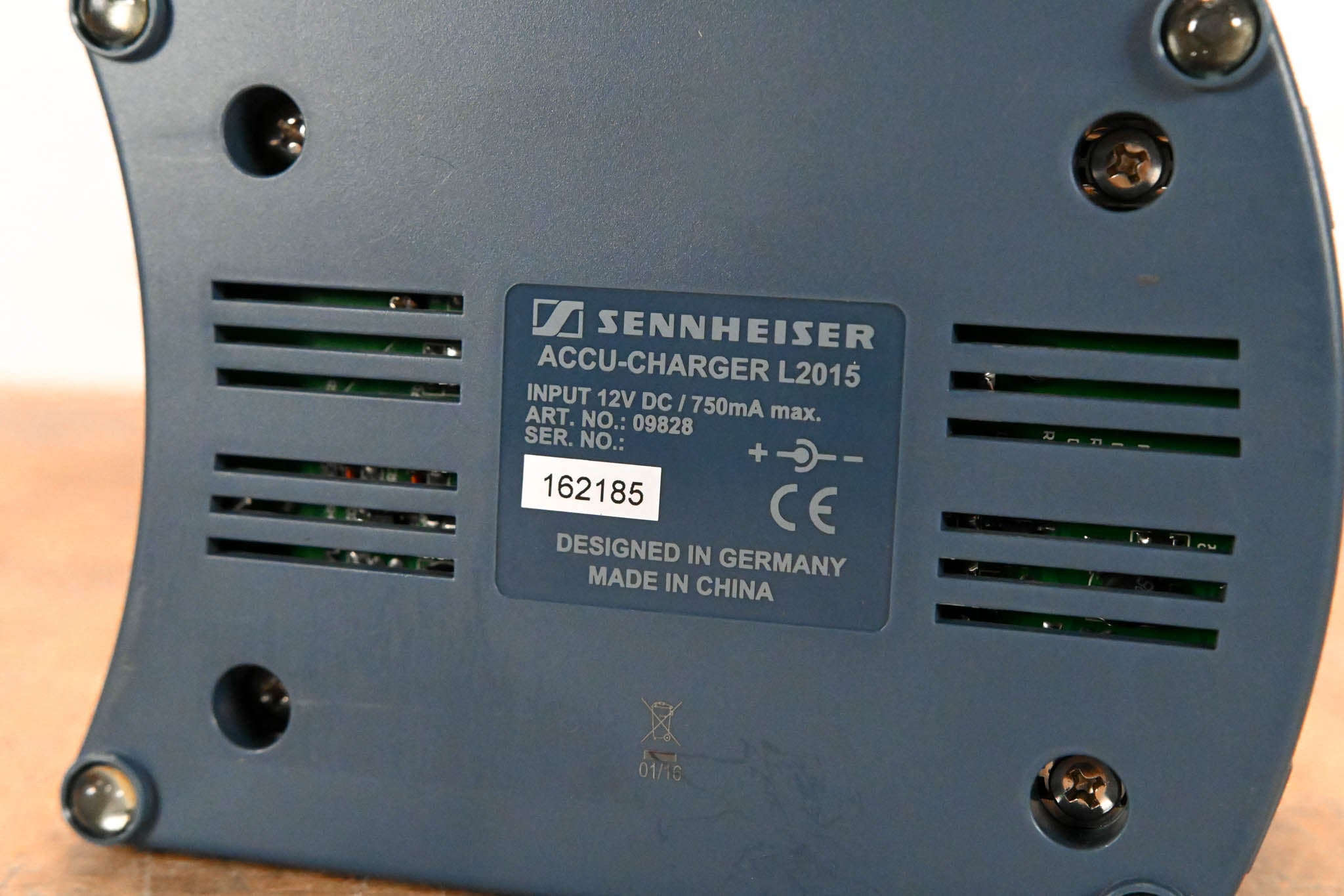 Sennheiser L 2015 Charging Station (NO POWER SUPPLY)