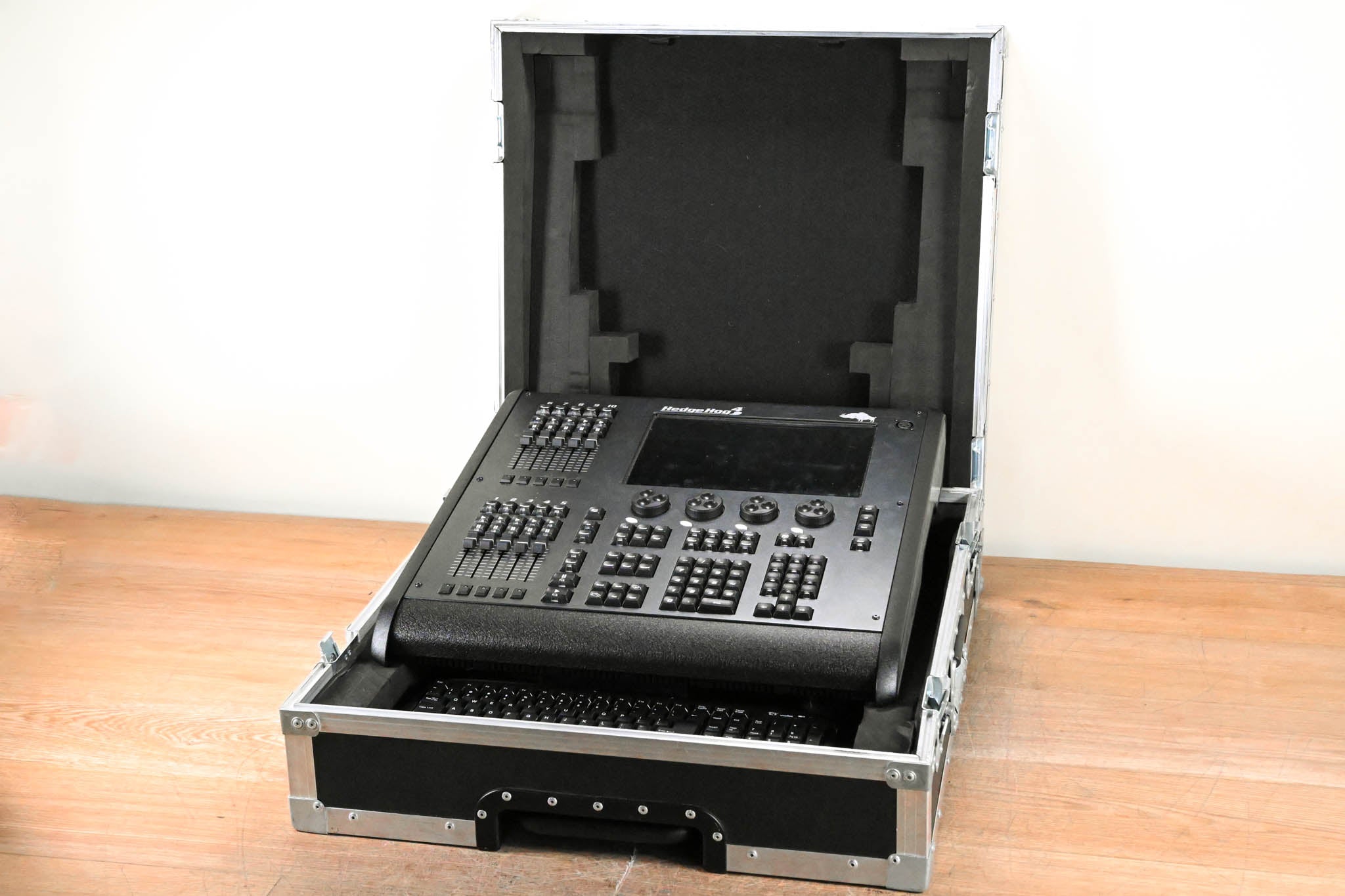 High End Systems HedgeHog 4X Compact Lighting Console with Case