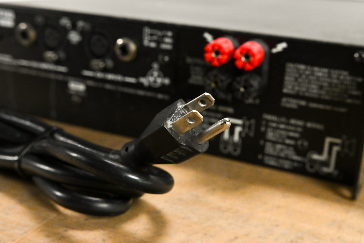 Crown Macro-Tech 602 2-Channel Power Amplifier