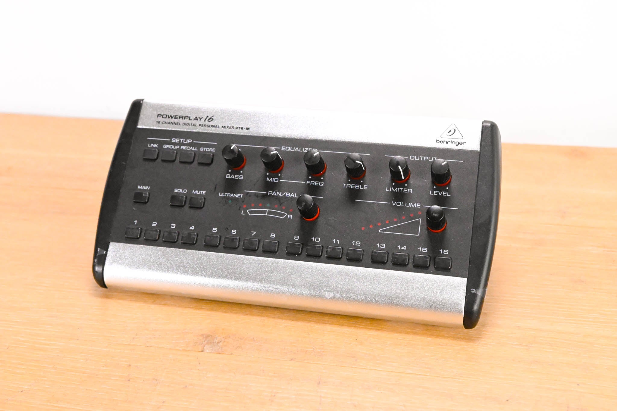 Behringer Powerplay P16-M 16-Channel Digital Personal Mixer