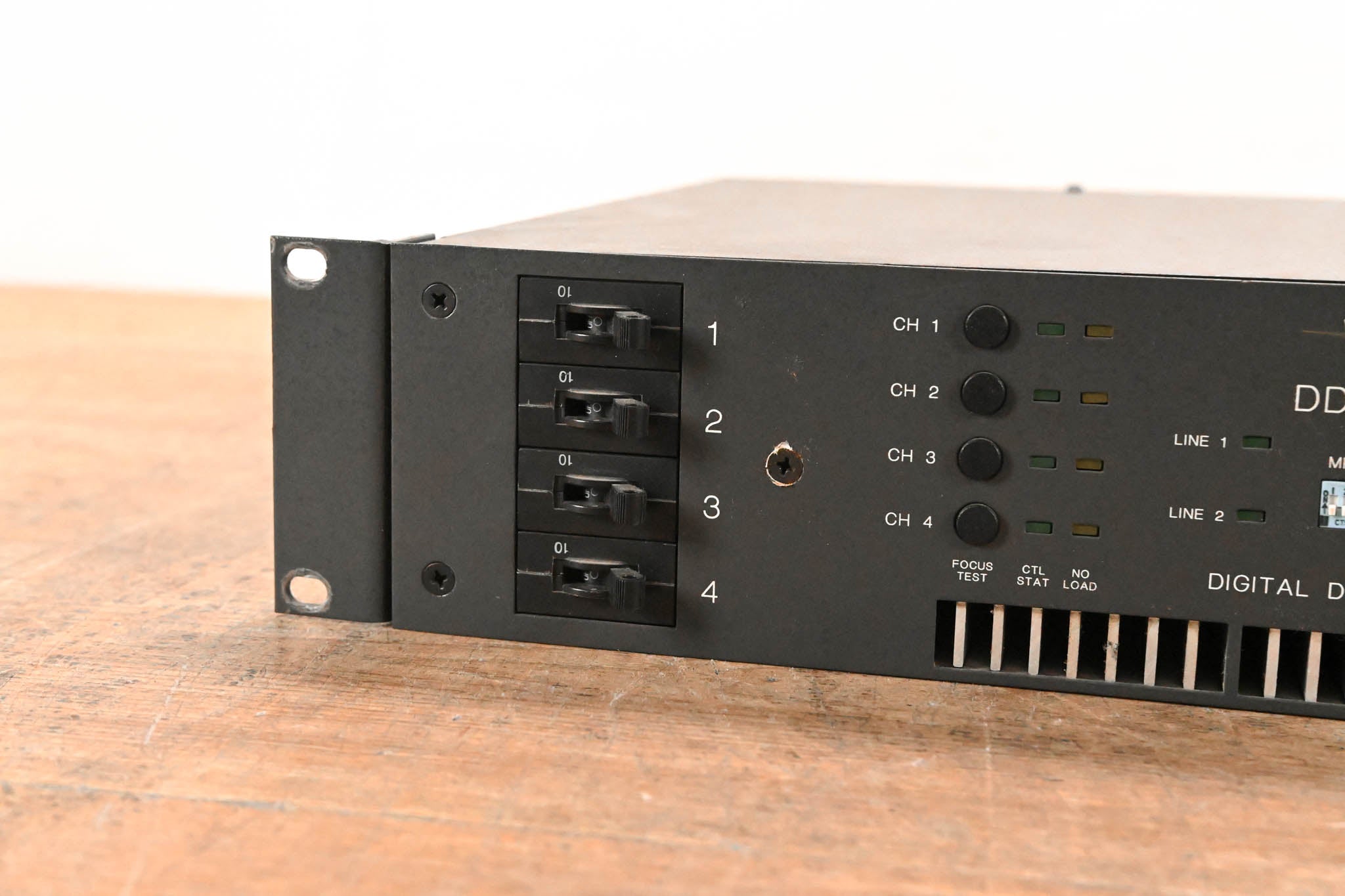 NSI DDS 8800 8-Channel Digital Dimming System