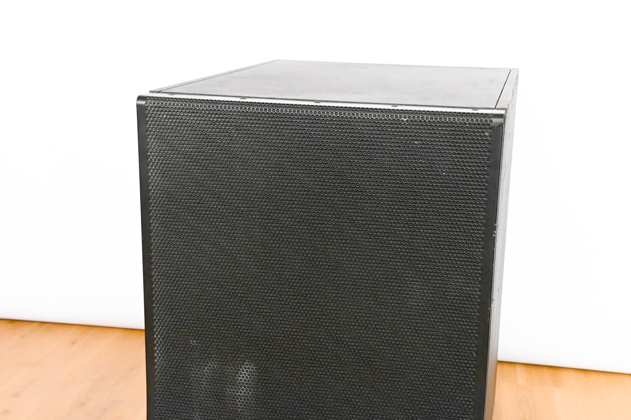 Electro-Voice (EV) EVA-2151D Dual 15" Passive Line Array Subwoofer