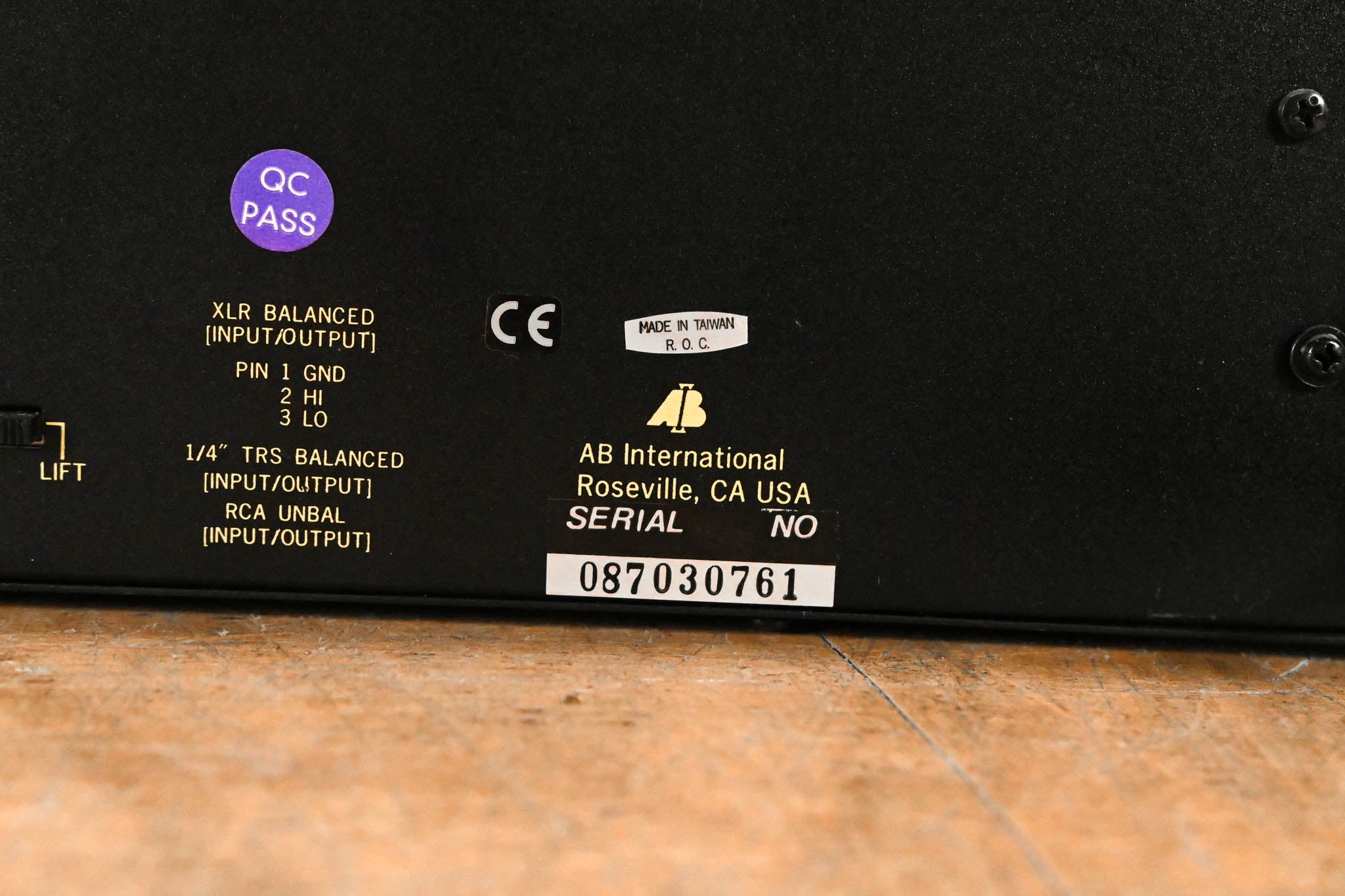 AB International 231 Graphic Equalizer