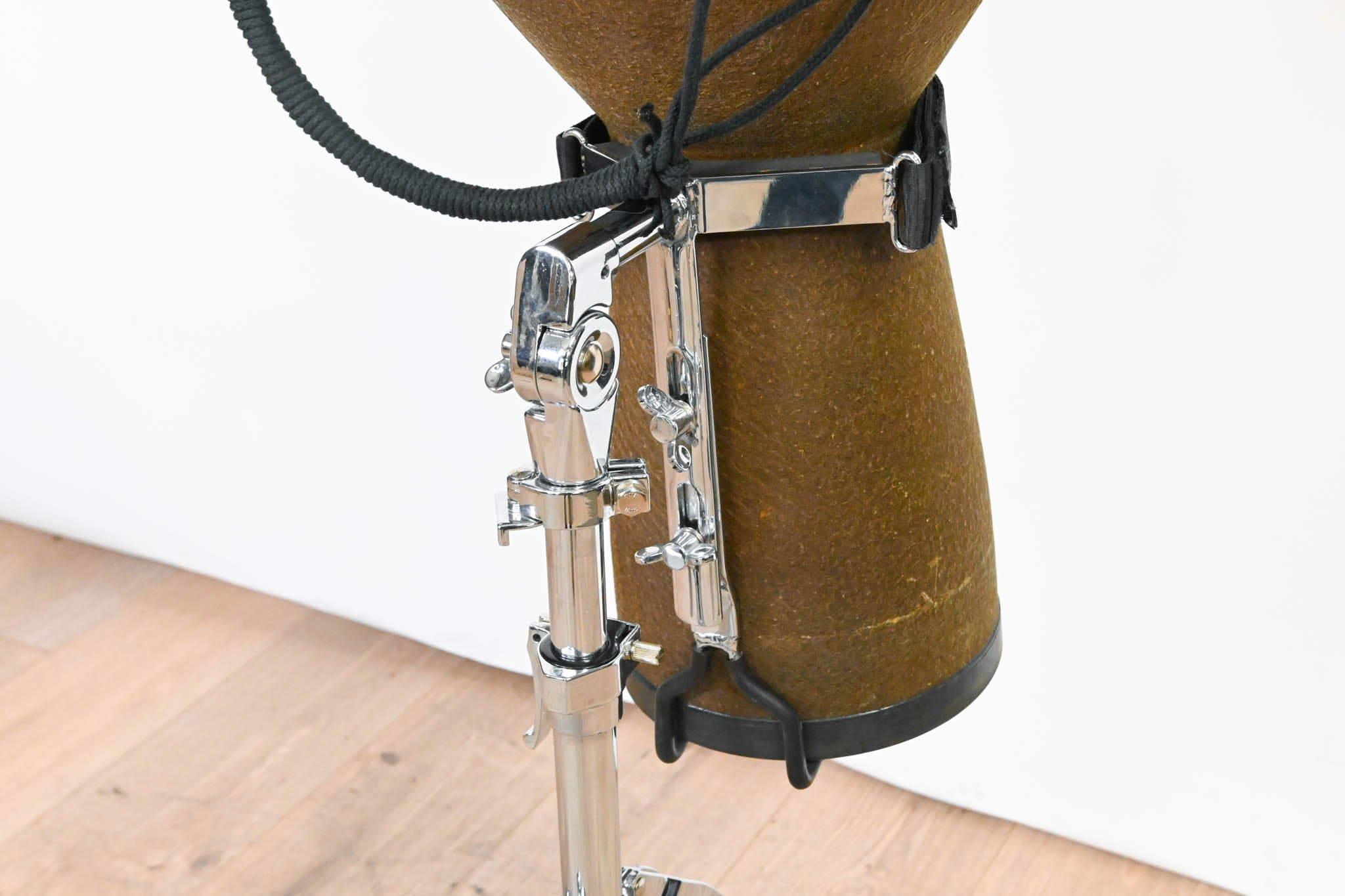 Remo DJ-0014-05 14" Mondo Djembe with Stand