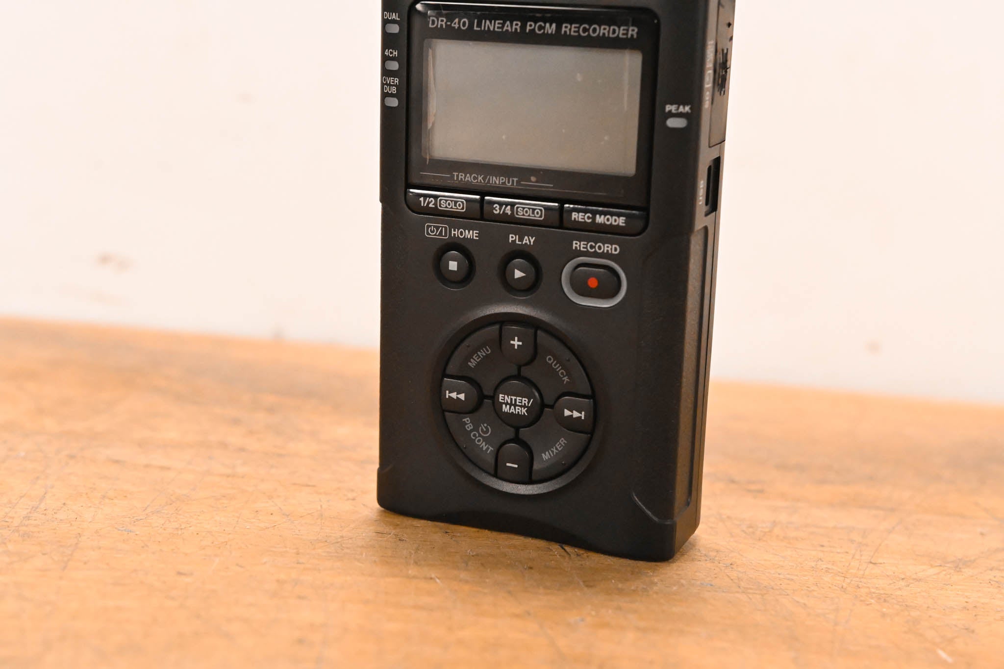 TASCAM DR-40 Handheld 4-Track Recorder