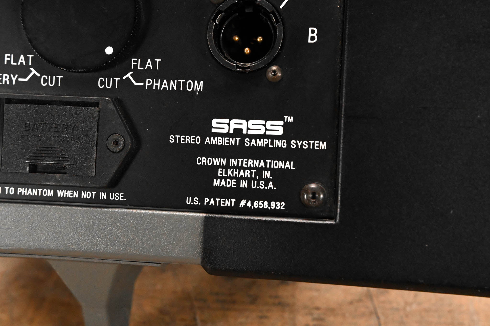 Crown SASS-P Vintage Stereo PZM Microphone