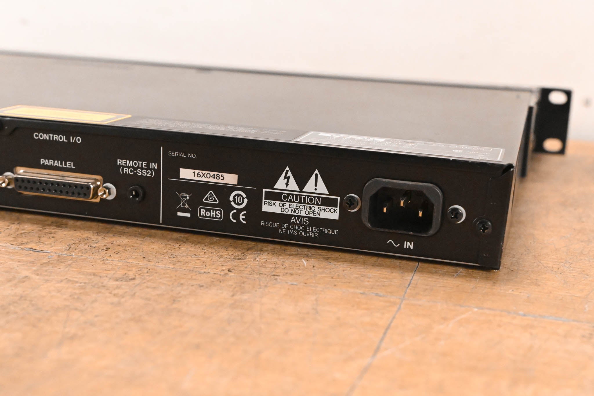 TASCAM SS-CDR200 Solid State and CD Digital Audio Recorder