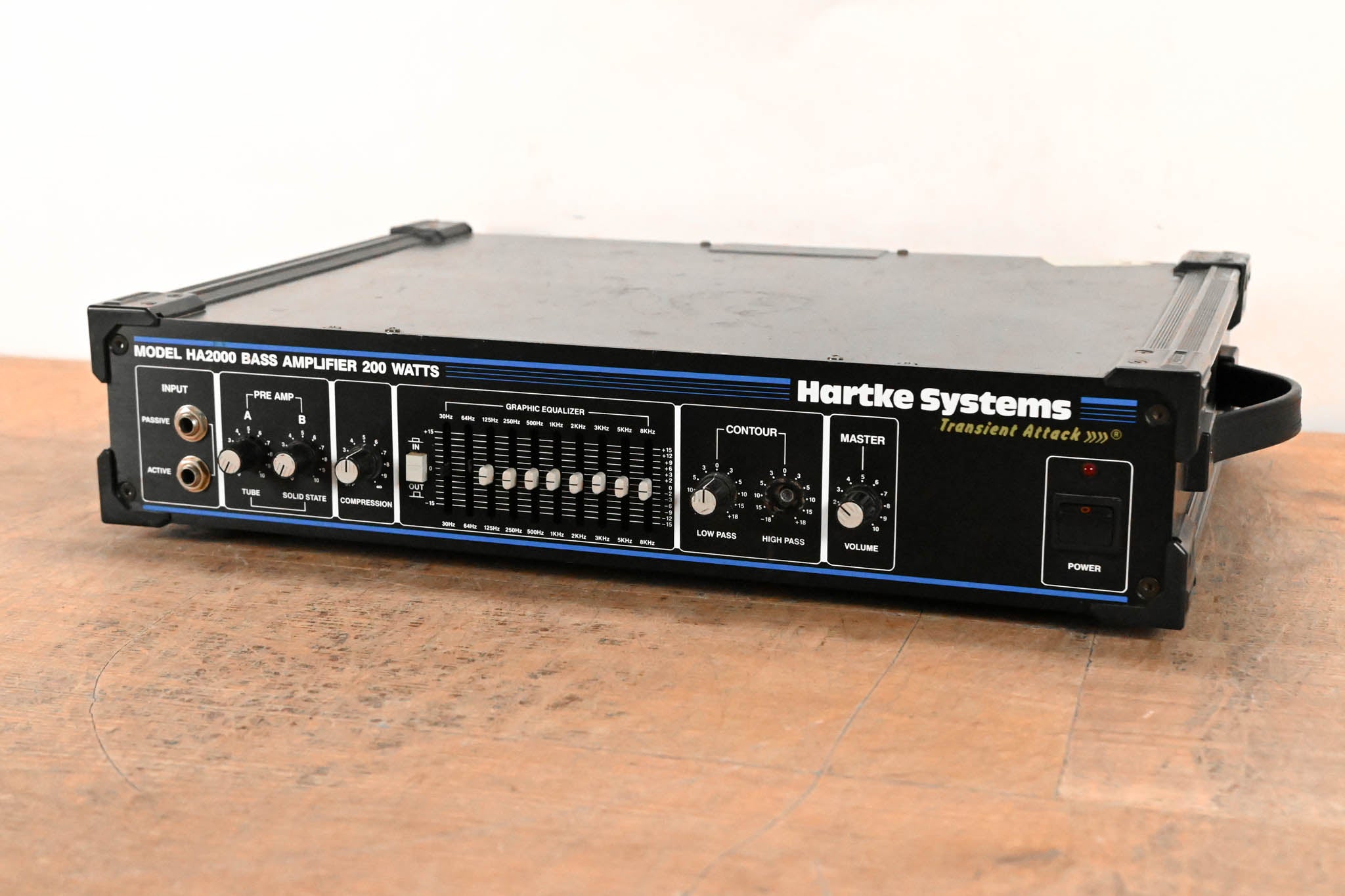 Hartke HA2000 200W Bass Amp Head