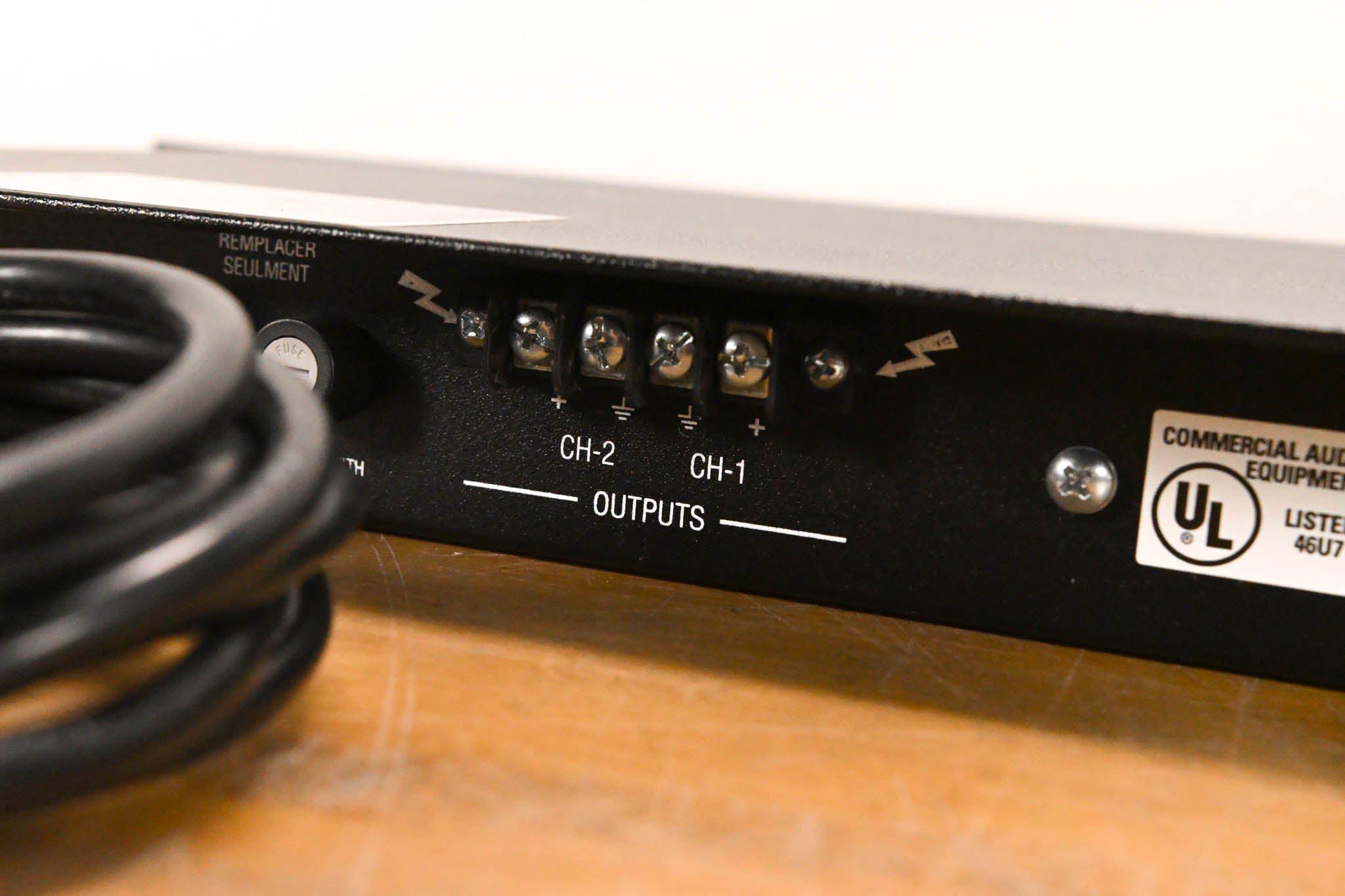 Crown D-75A 2-Channel Power Amplifier