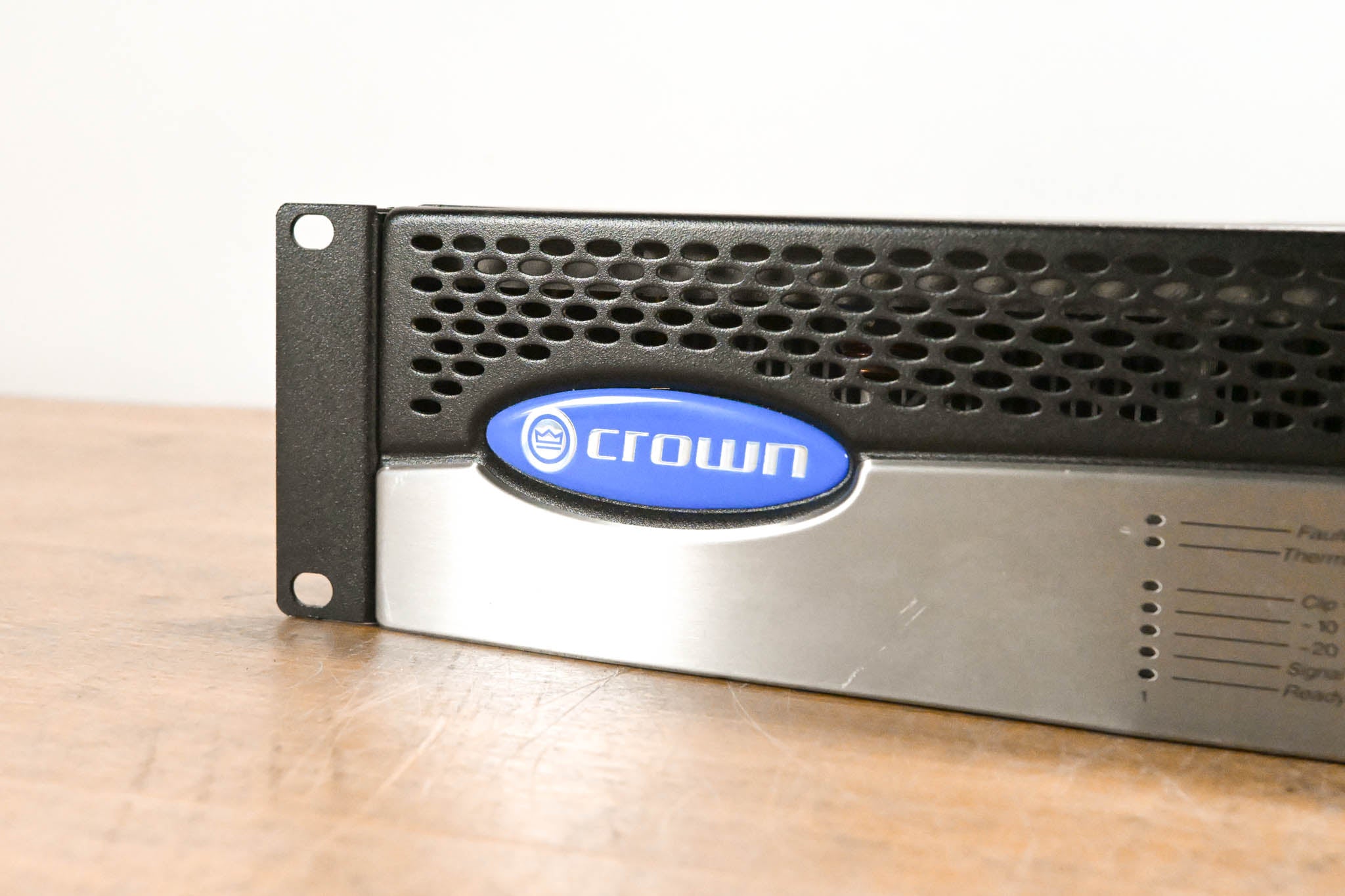 Crown CTs 1200 Two-Channel 600W Power Amplifier