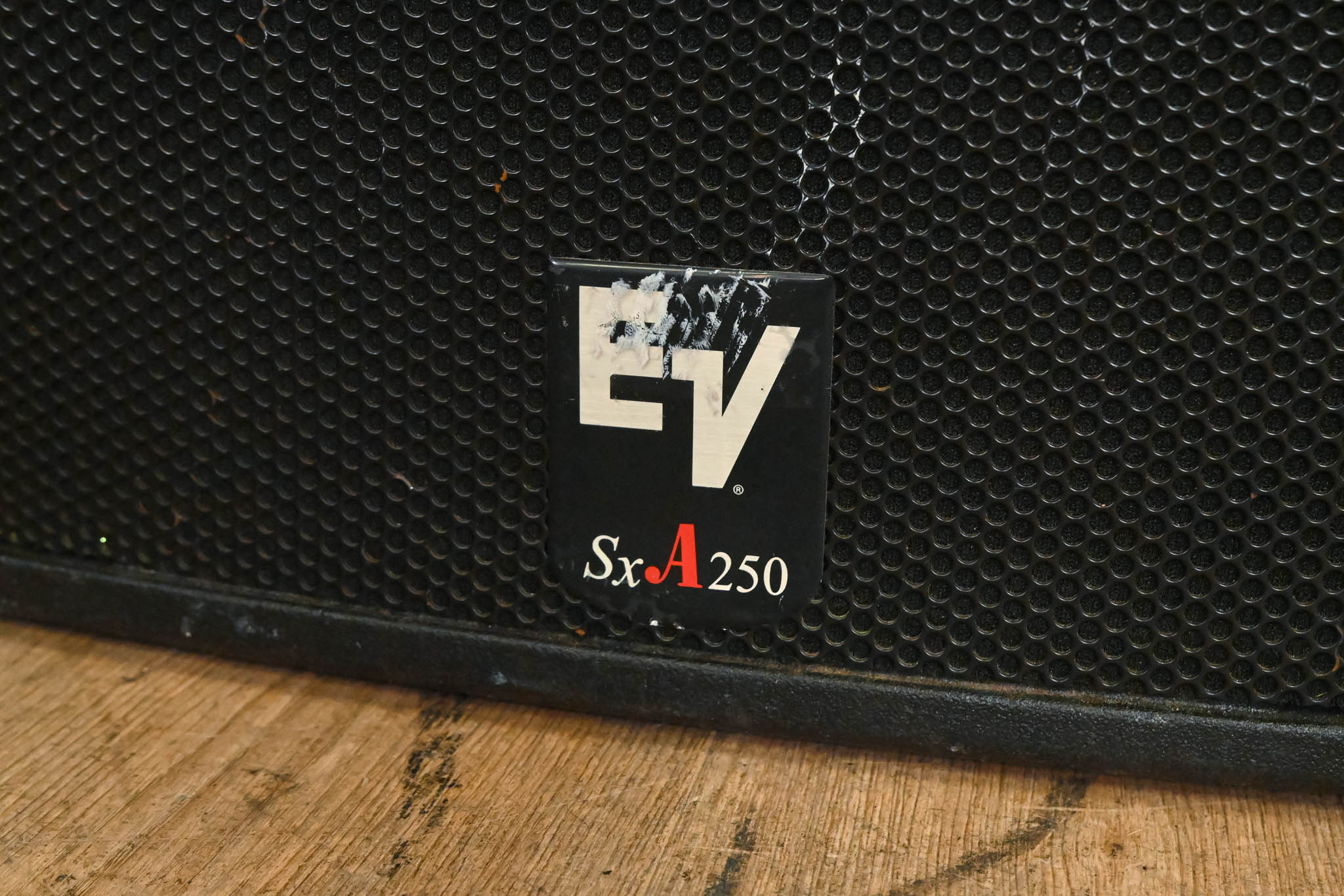 Electro-Voice (EV) SxA250 Two-Way Bi-Amplified PA Speaker/Floor