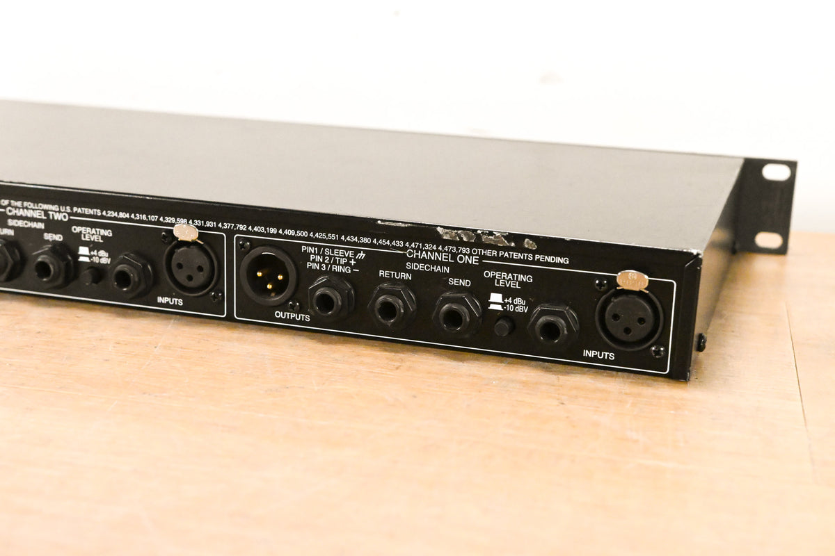 dbx 1066 2-Channel Compressor/Limiter/Gate