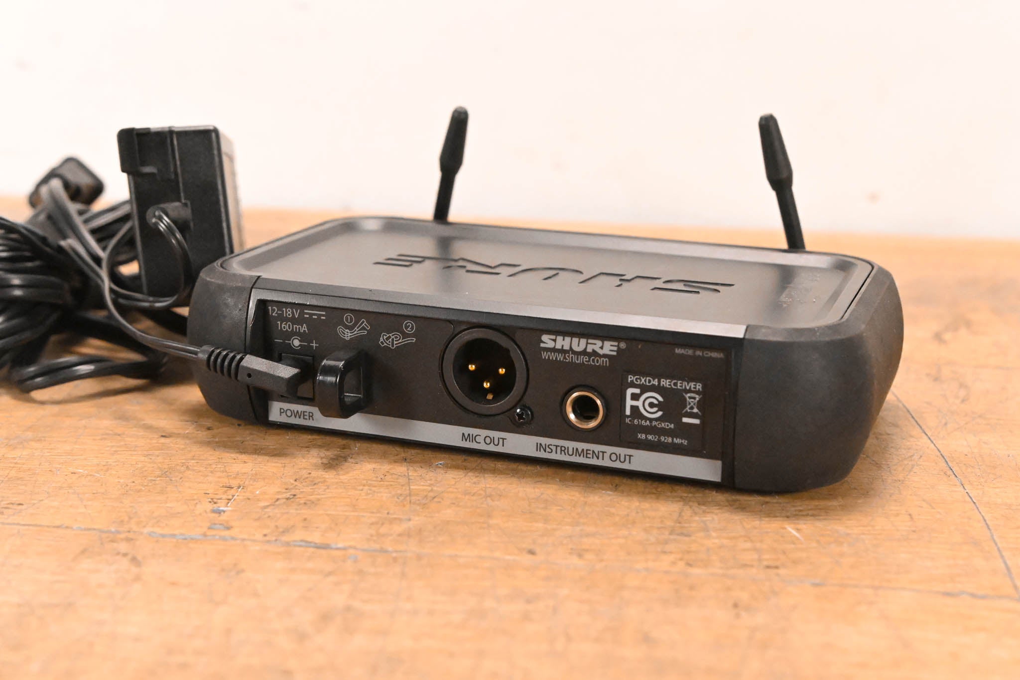 Shure PGXD24/BETA58-X8 Digital Wireless Handheld Microphone System