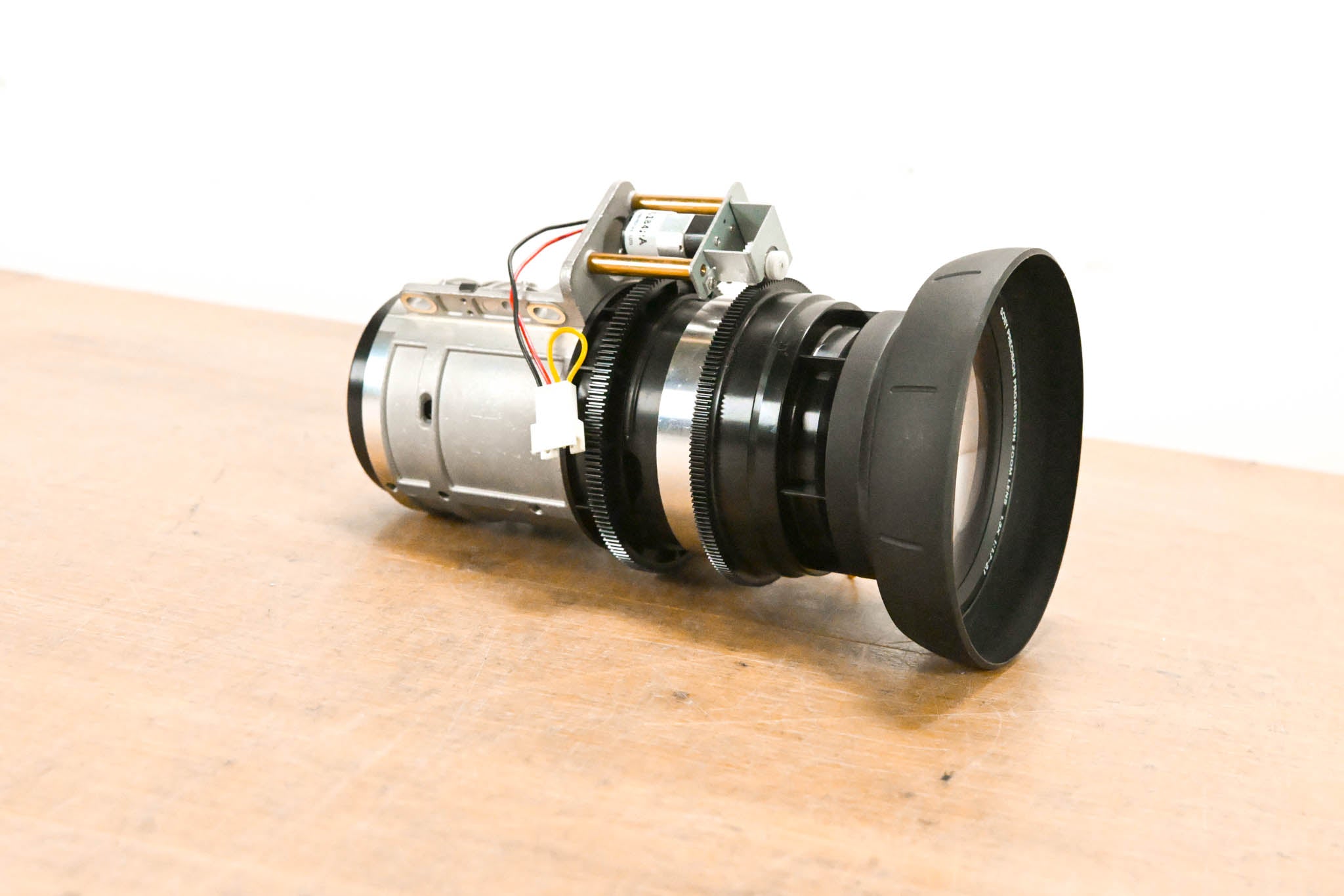 Sony SE28A-3 Precision Projection Zoom Lens 1.3X 1:1.7-2.1