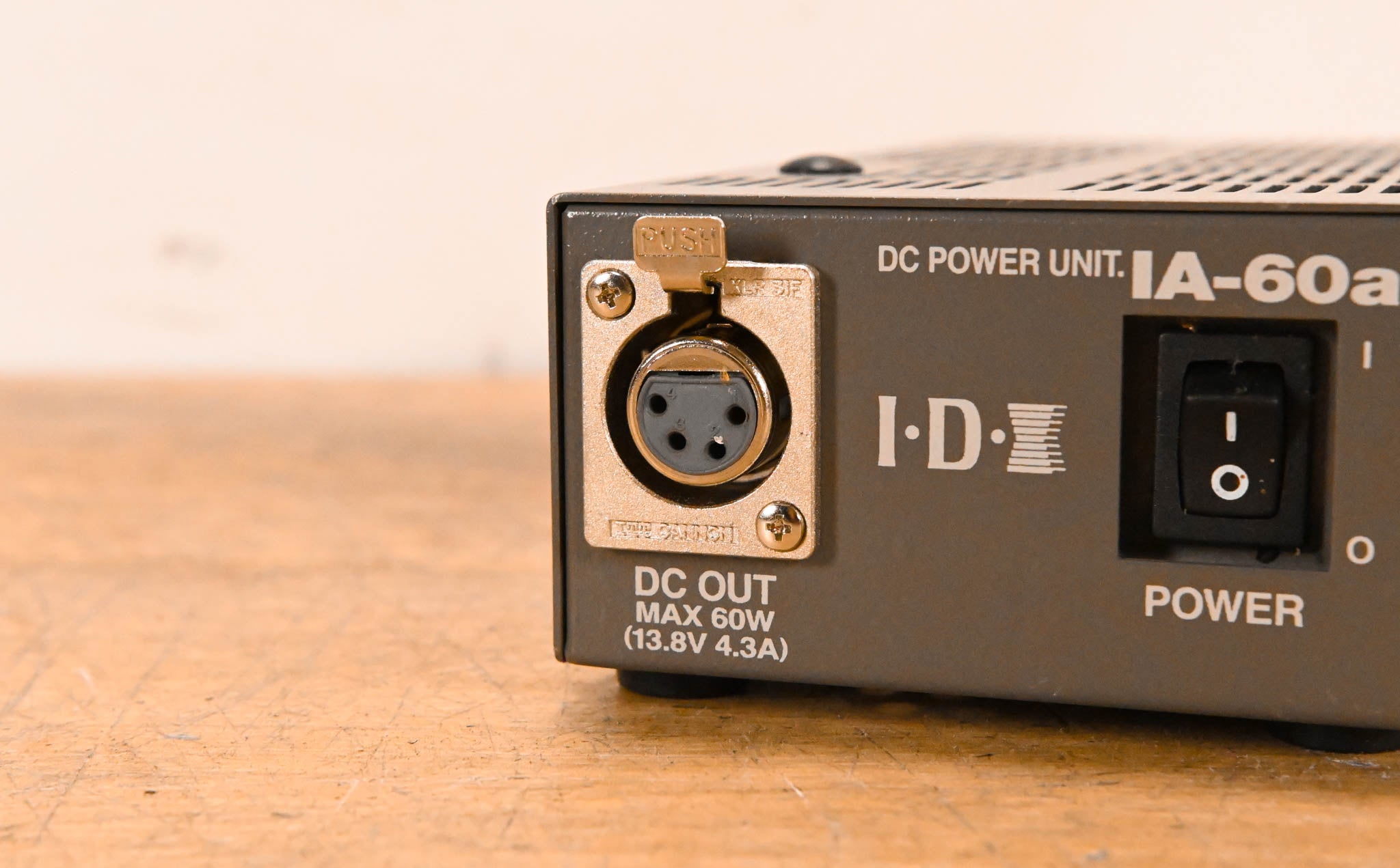 IDX System Technology IA-60a Single-Channel DC Power Supply