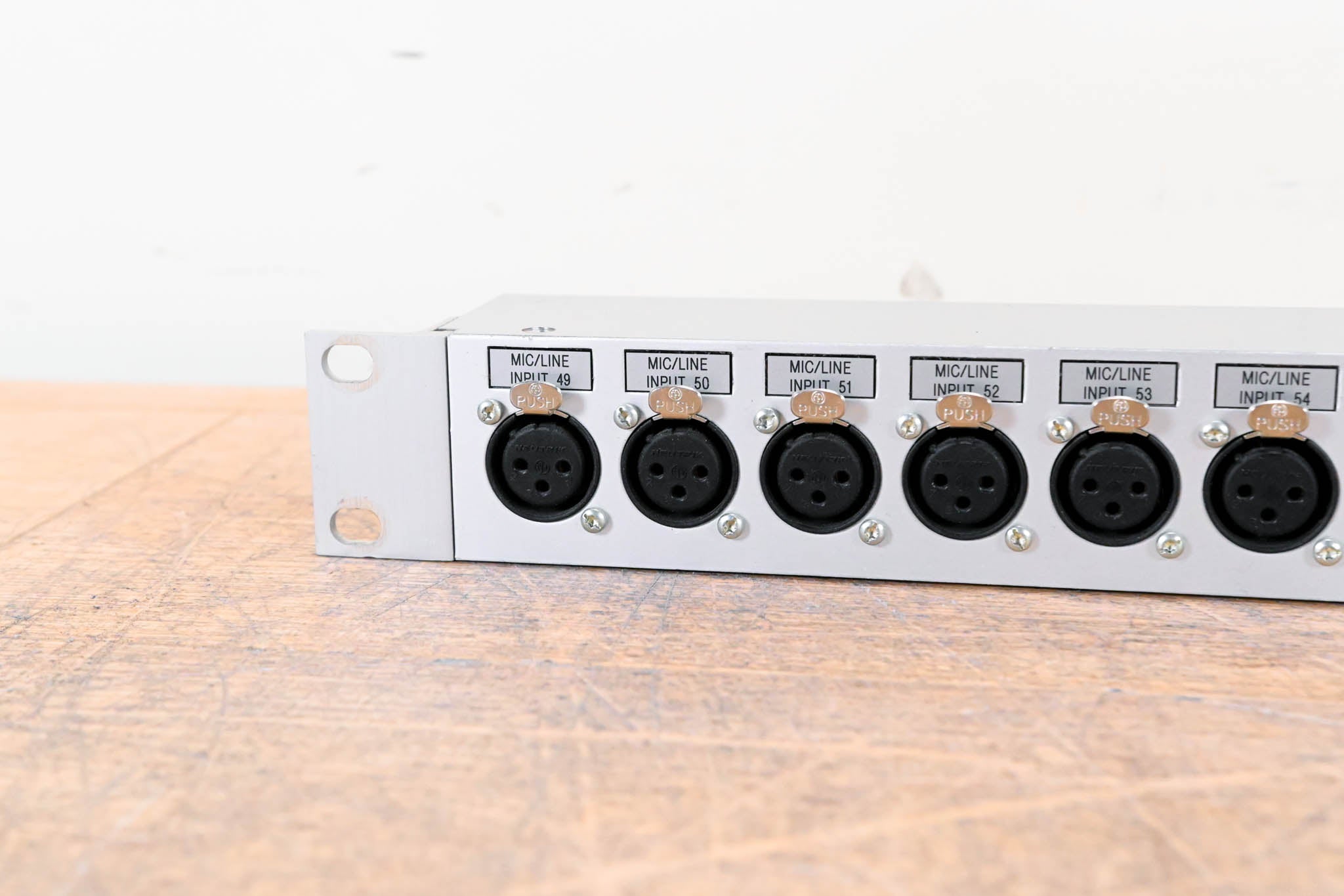 Studer D21m Modular I/O - 16x Mic/Line Inputs to 4x DB25 Connectors