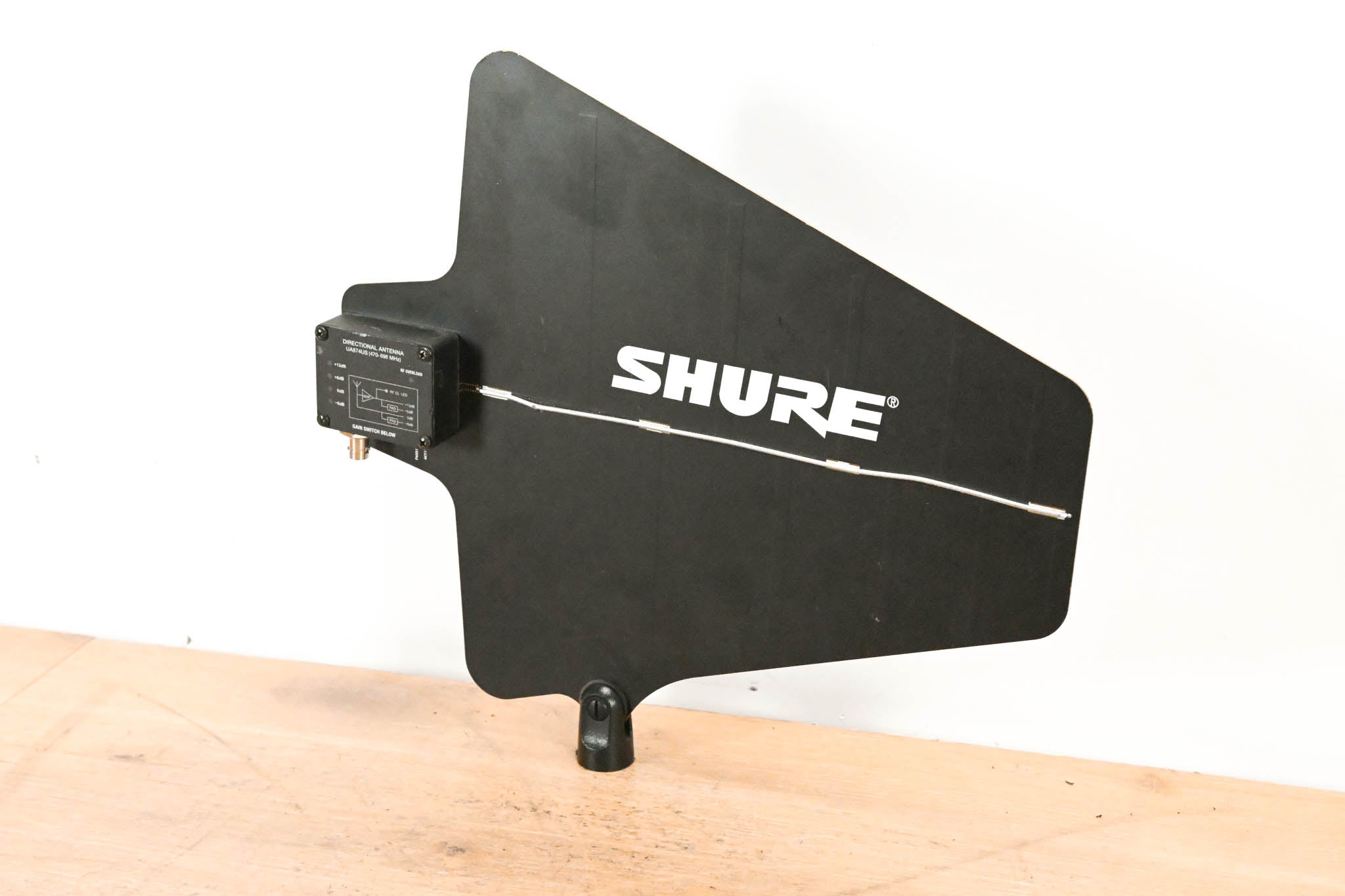 Shure UA874US Active Directional Antenna - 470-698 MHz