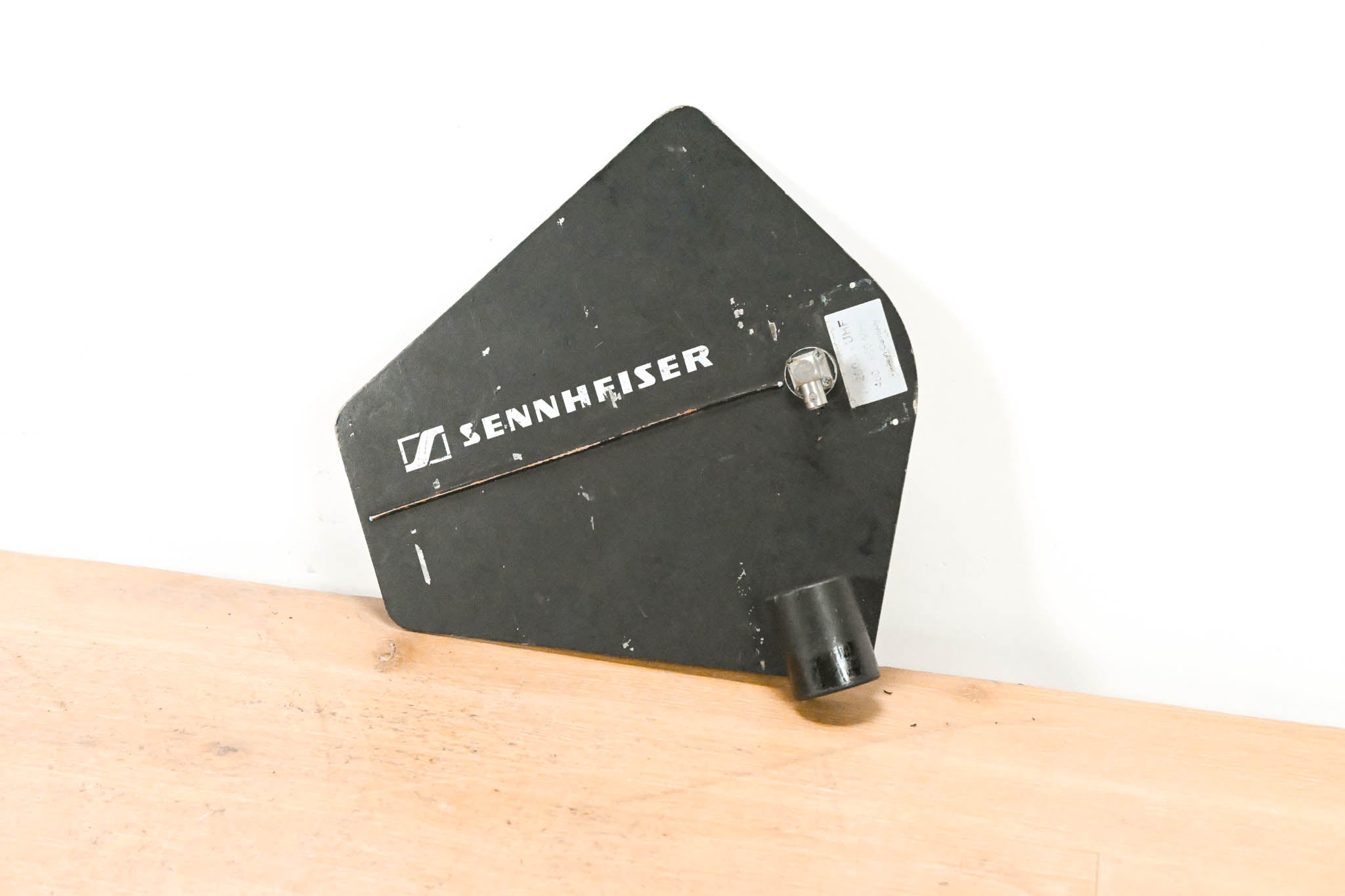 Sennheiser A 2003-UHF Passive Directional Antenna