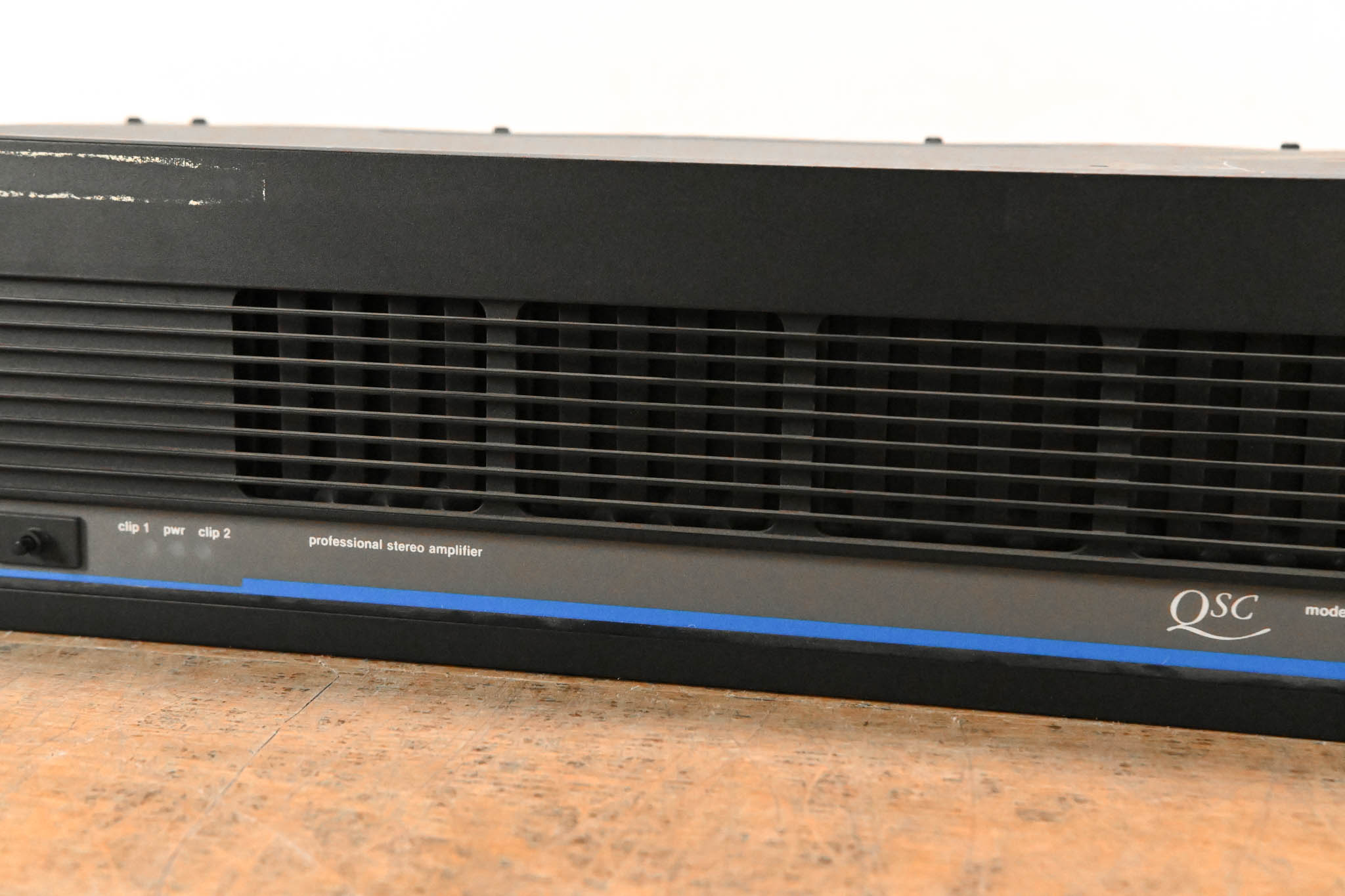 QSC Model 1400 2-Channel Power Amplifier