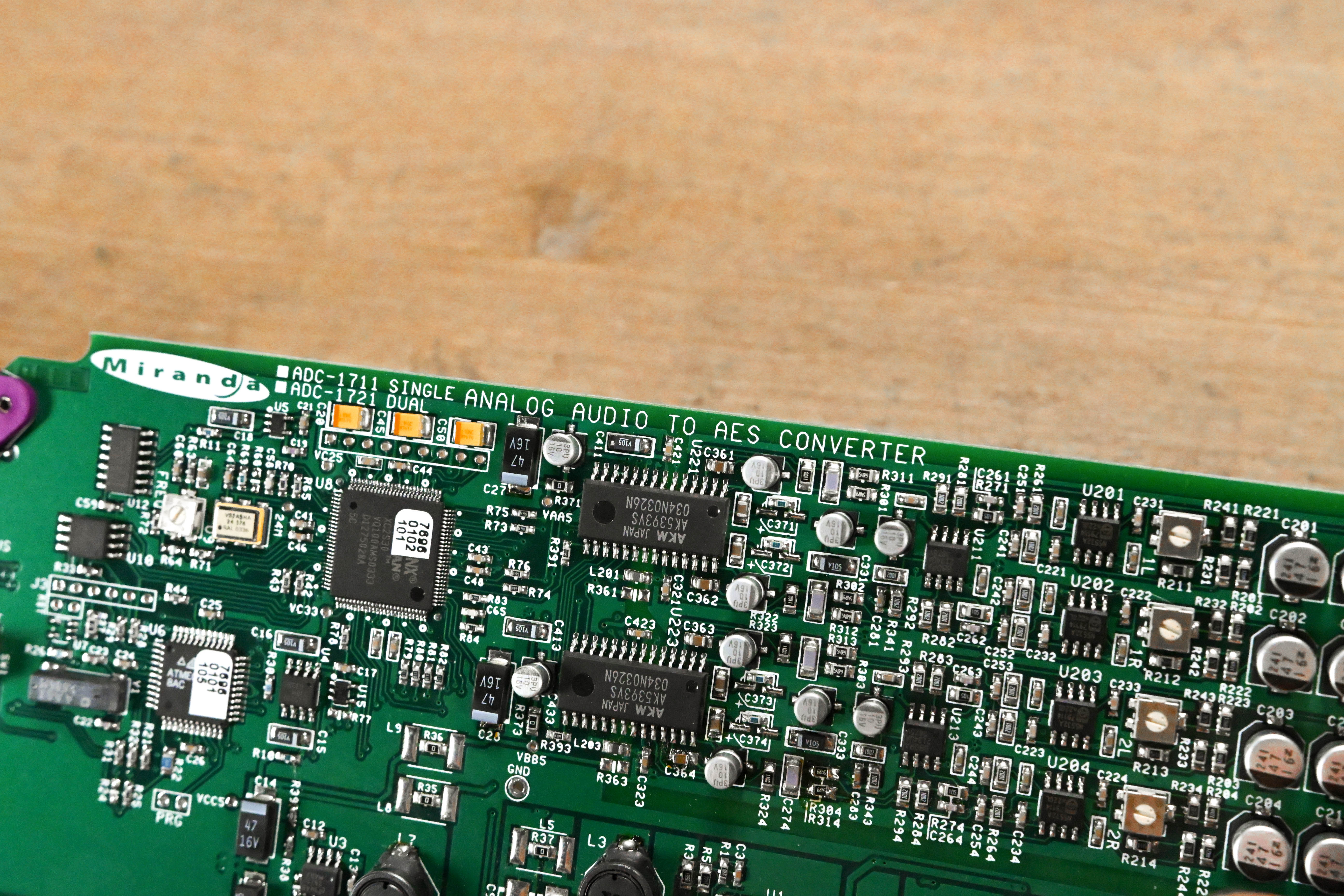 Miranda ADC-1721 Dual Analog Audio to AES Converter