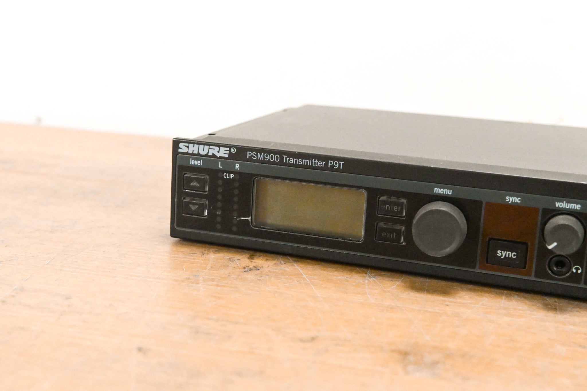 Shure PSM 900 Wireless IEM System L6 Band: 656-692 MHz (NO POWER SUPPLY)