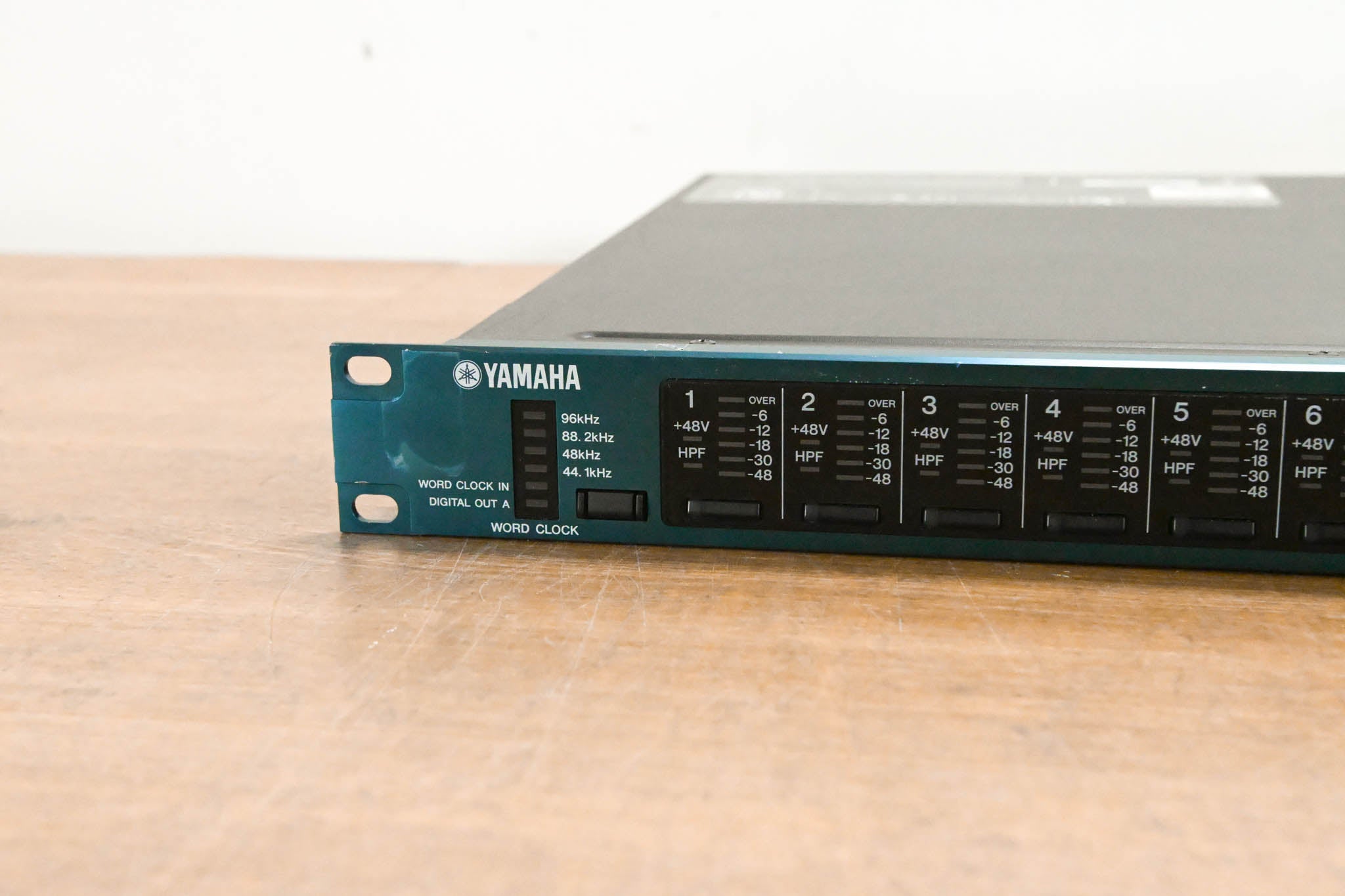 Yamaha AD8HR AD Converter with Remote Preamp