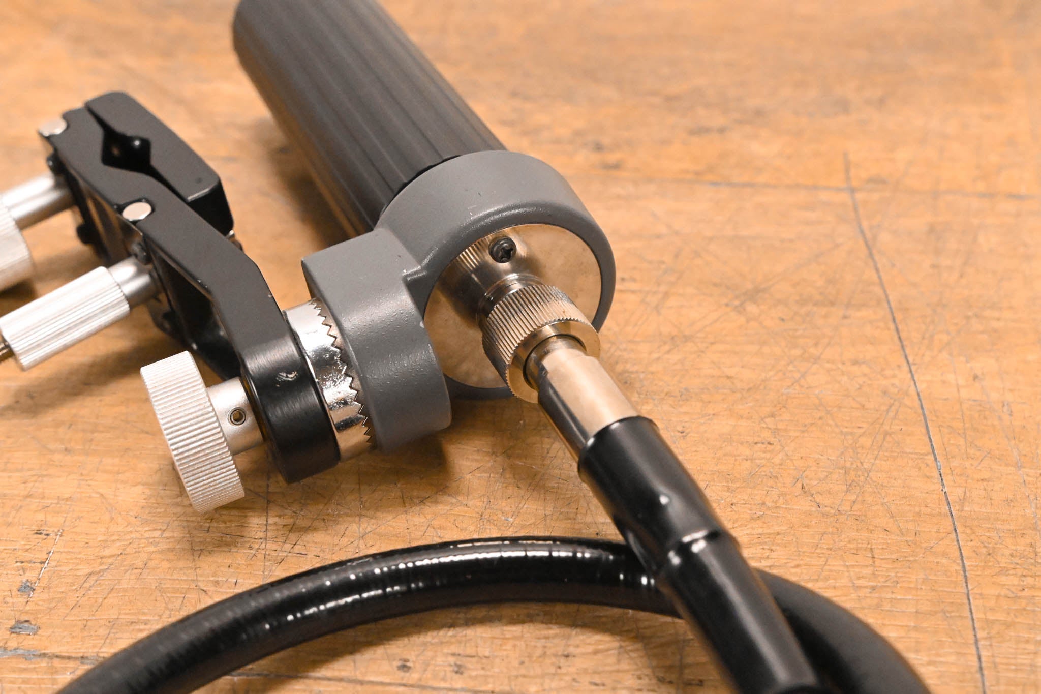 Canon FFC-200 Focus Manual Controller with CR-10 Clamper