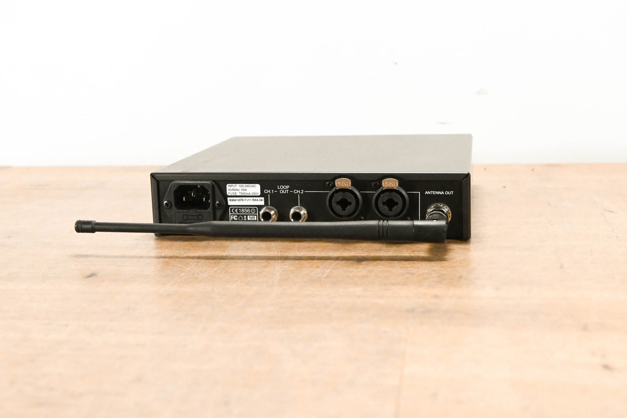 Carvin EM900 Wireless IEM System with EM901 Bodypack - 638-662 MHz