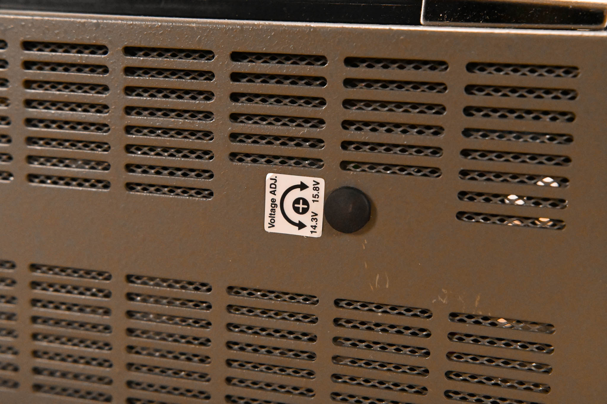 IDX System Technology IA-70a Single-Channel DC Power Supply