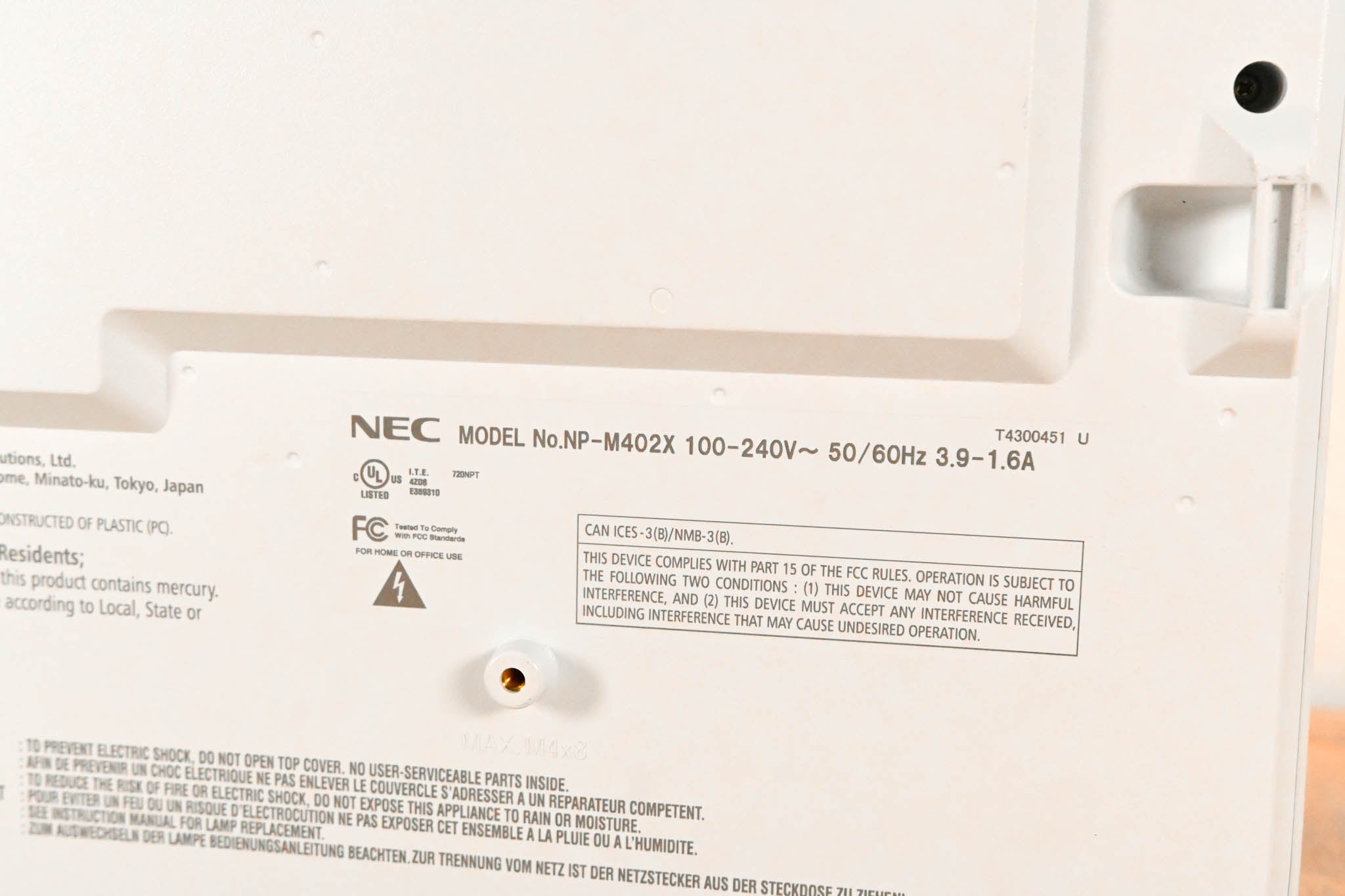 NEC NP-M402X 4,000-Lumen XGA Conference Room Projector