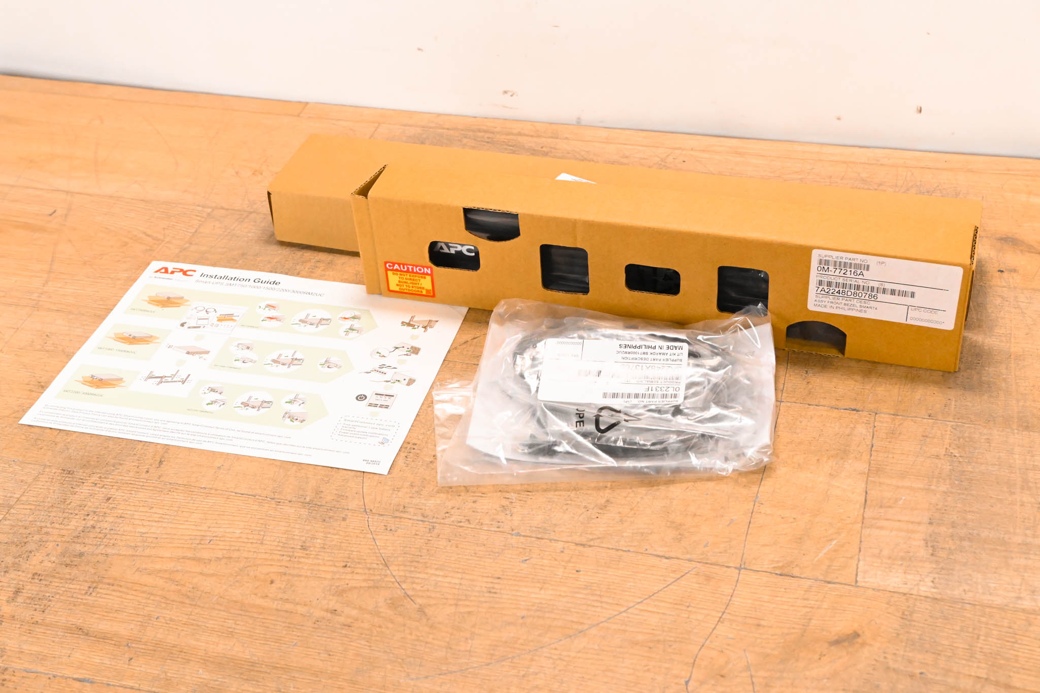 APC SMT1000RM2UC Smart-UPS Battery Backup w/ SmartConnect