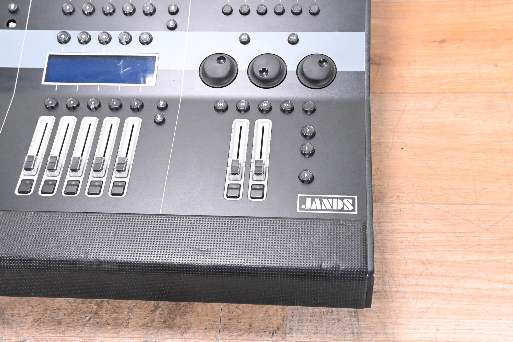 Jands Vista S3 Lighting Console
