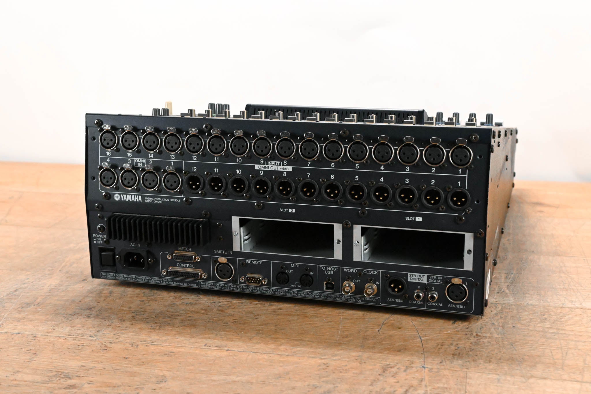 Yamaha DM1000 48-Channel Digital Audio Mixing Console