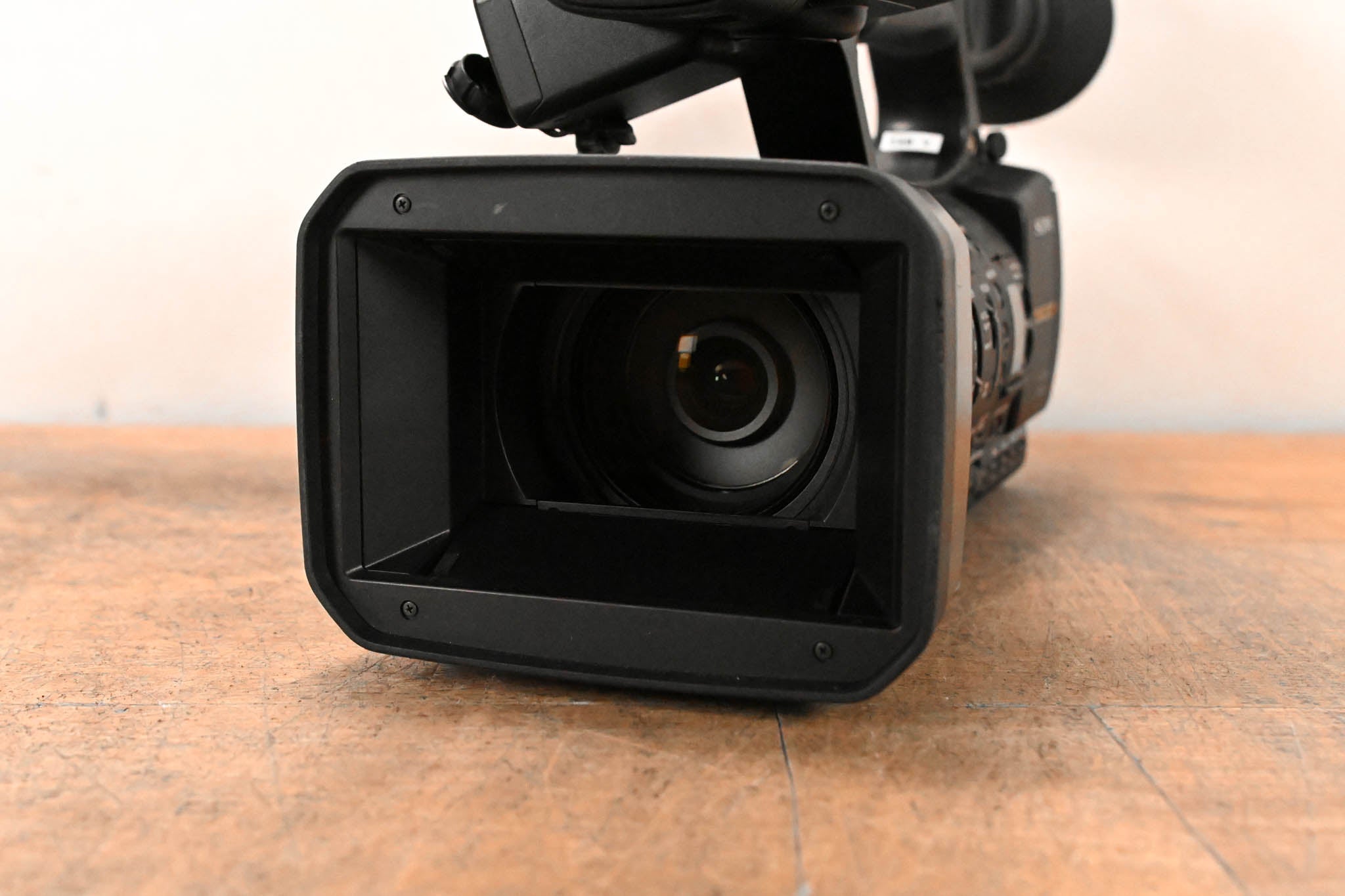 Sony HXR-NX5U NXCAM Professional Camcorder