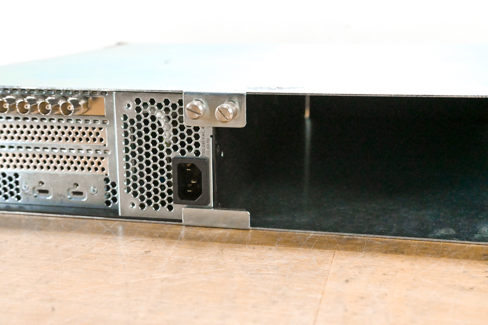 Sonnet Echo III Thunderbolt 3 to PCIe Card Rackmount Expansion System