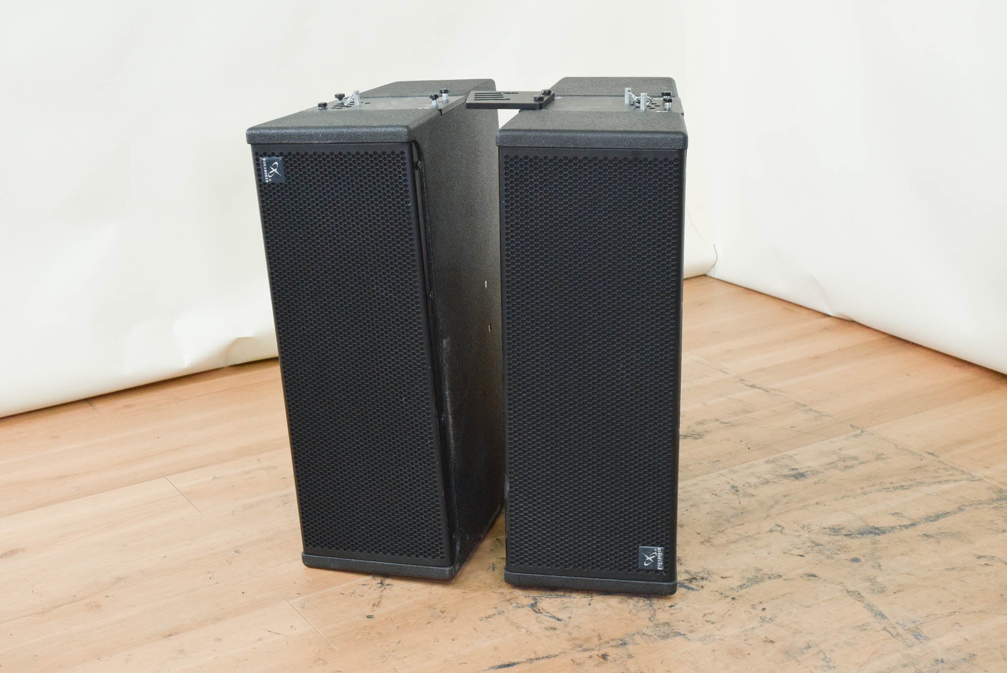 WorxAudio V8i Two-Way Line Array Loudspeaker (PAIR)