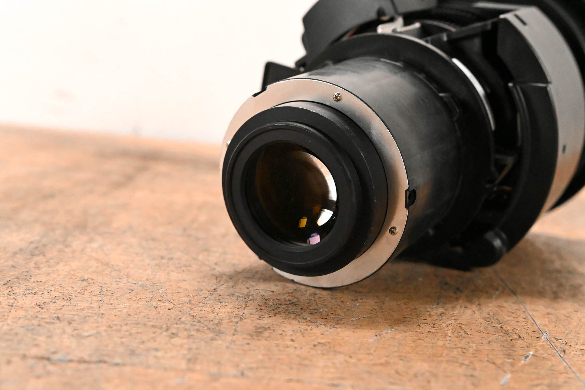 Epson ELPLU03 Wide Short Throw Zoom Lens #1