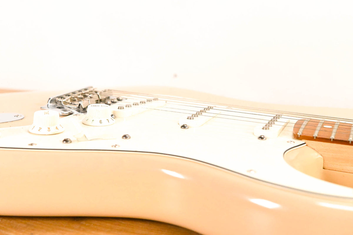 Fender Highway One Strat 2008 Beige / Light Tan Rosewood (Modified)