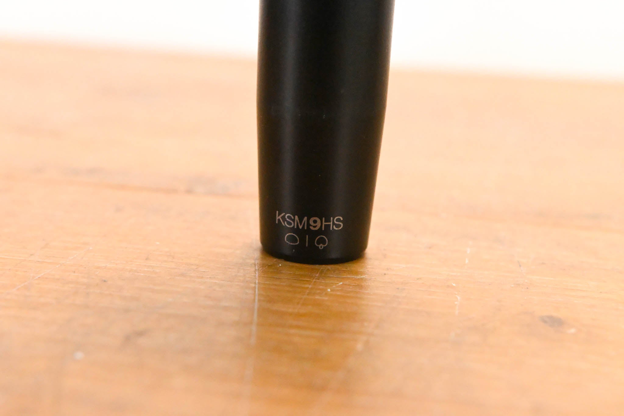Shure KSM9HS Dual-Pattern Condenser Handheld Vocal Microphone