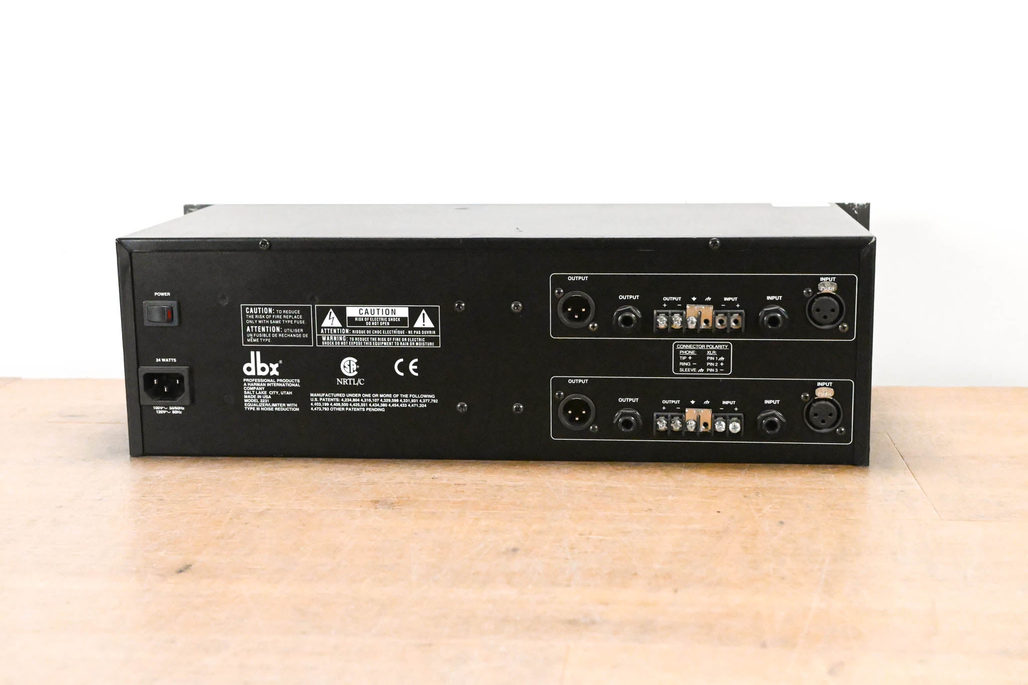 dbx 2231 Dual-Channel 31-Band Graphic Equalizer/Limiter