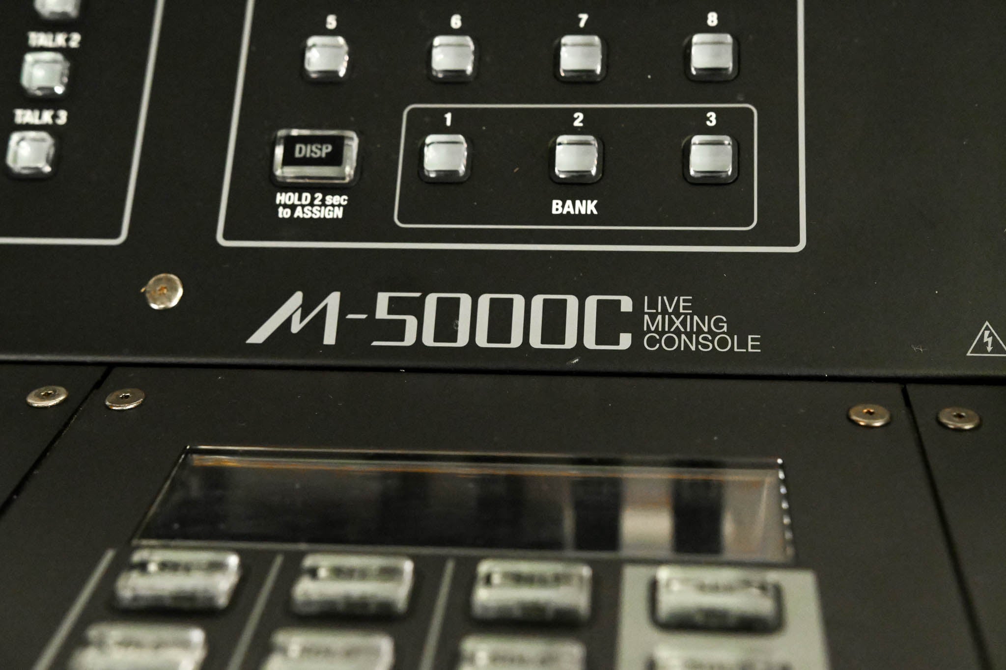 Roland M-5000C Live Mixing Console