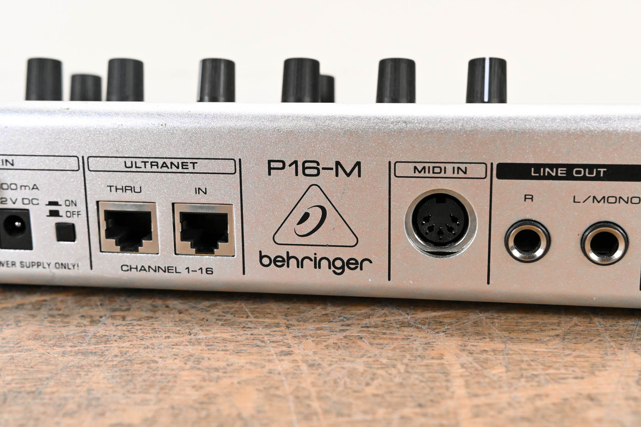 Behringer Powerplay P16-M 16-Channel Digital Personal Mixer