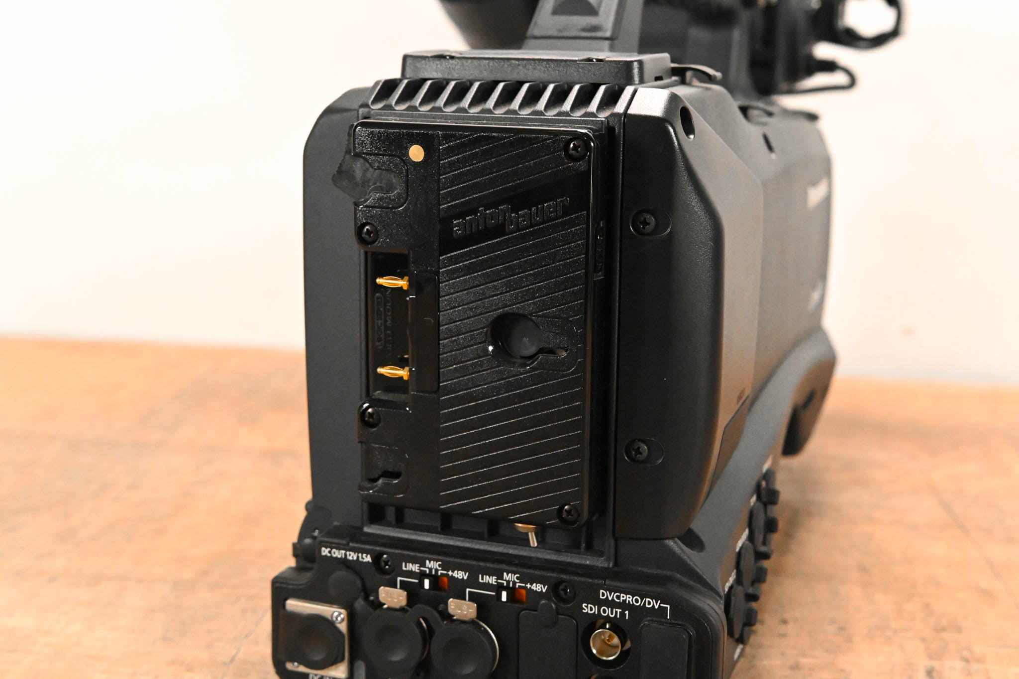 Panasonic AG-HPX300P P2HD 1/3" CMOS Broadcast Camera Body