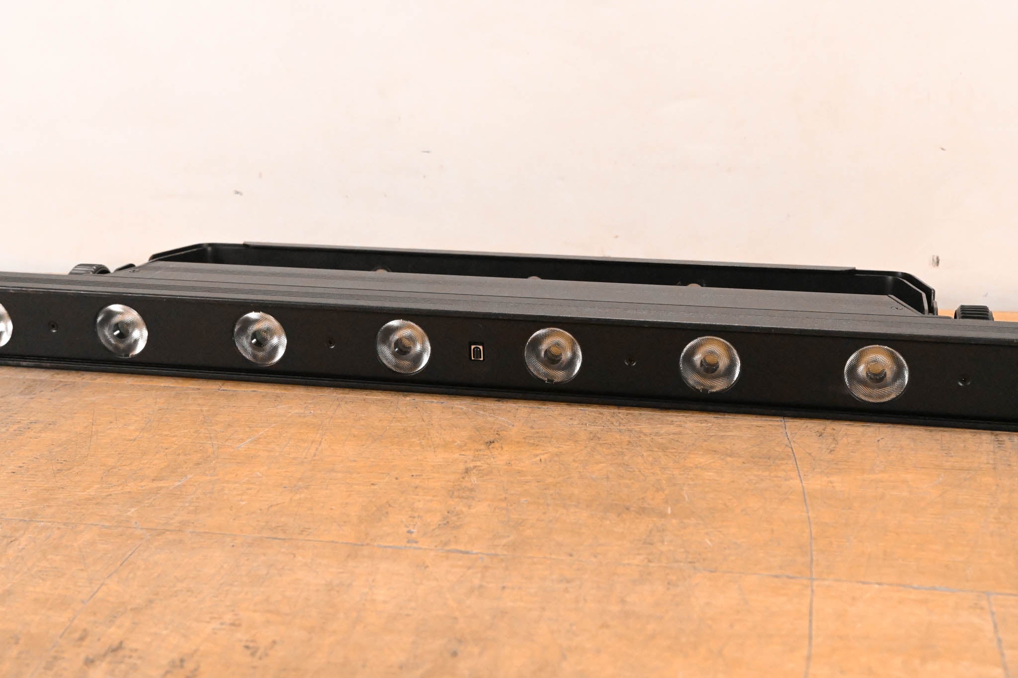 Chauvet COLORband T3USB Linear RGB Wash Light